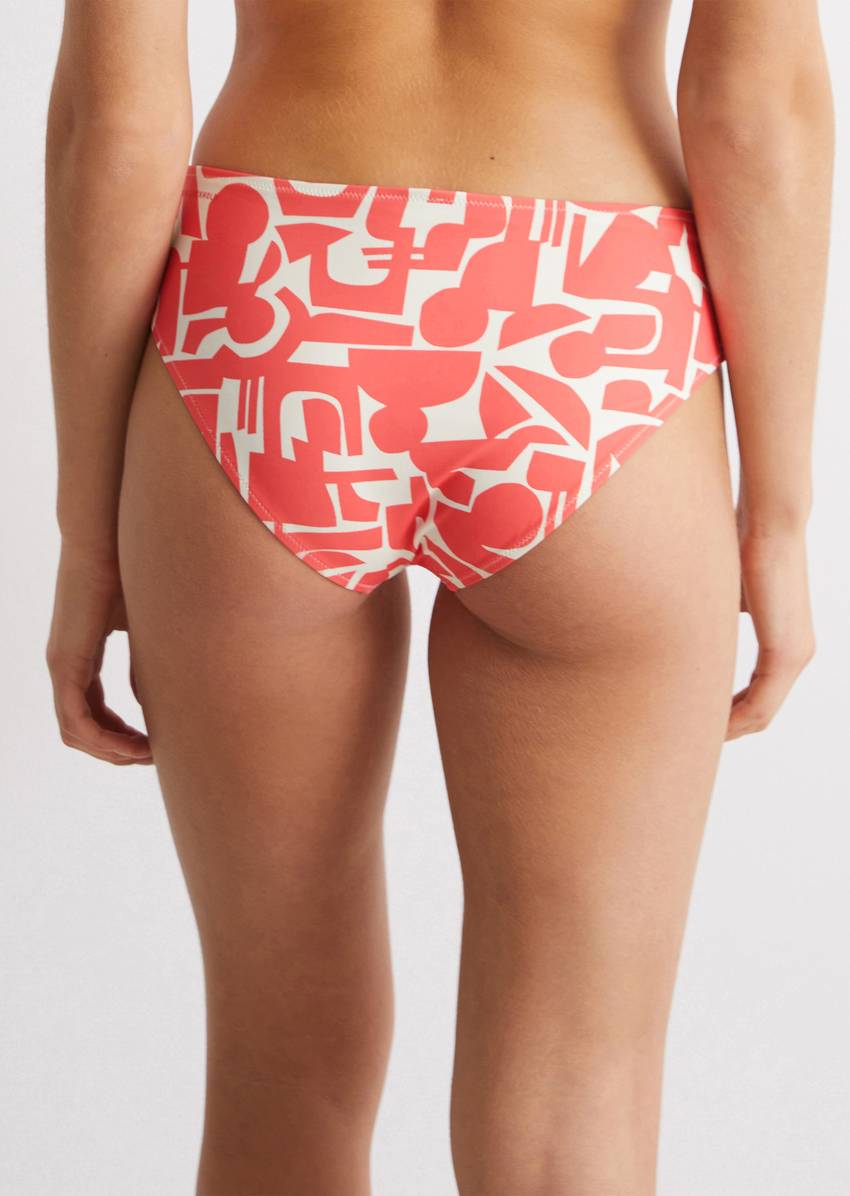 Bikini panty made from recycled material