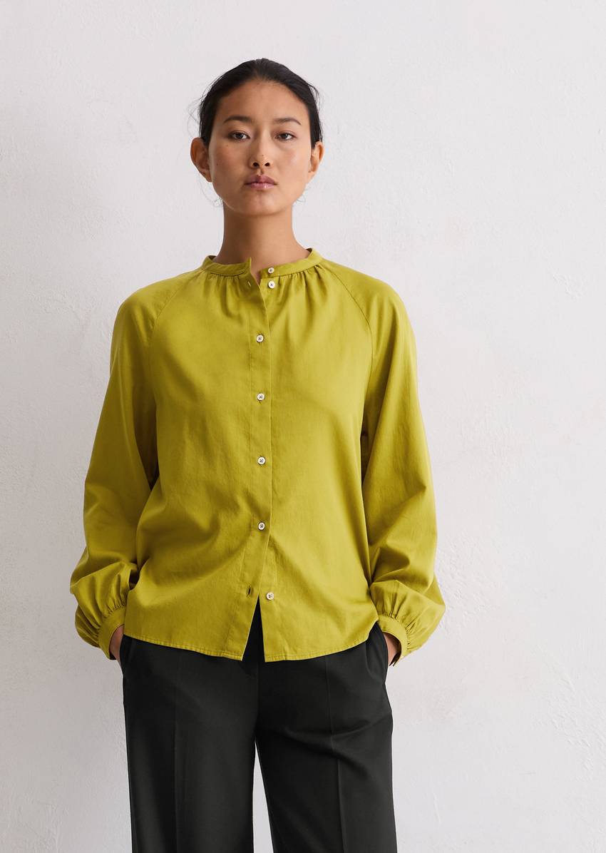 Blouse flared made from cotton satin