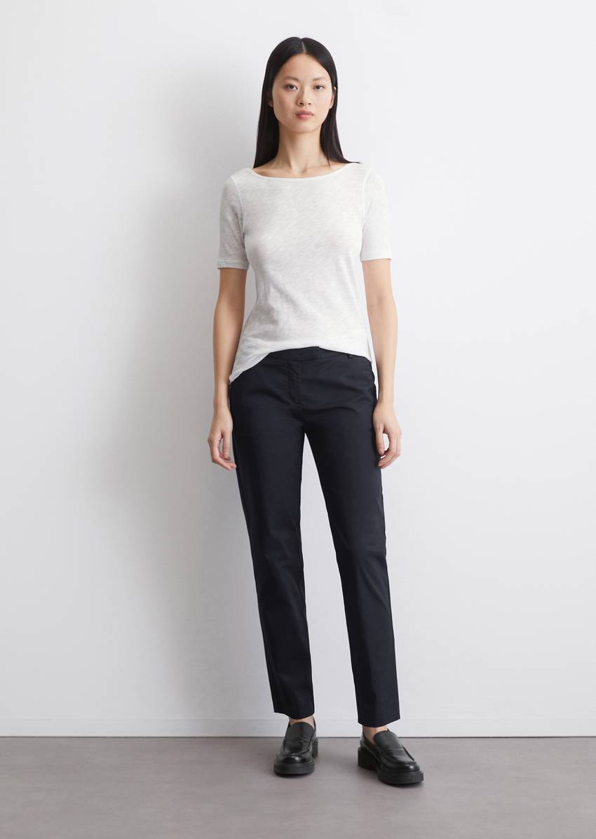 Pants model Torne Tailored made from elastic cotton twill