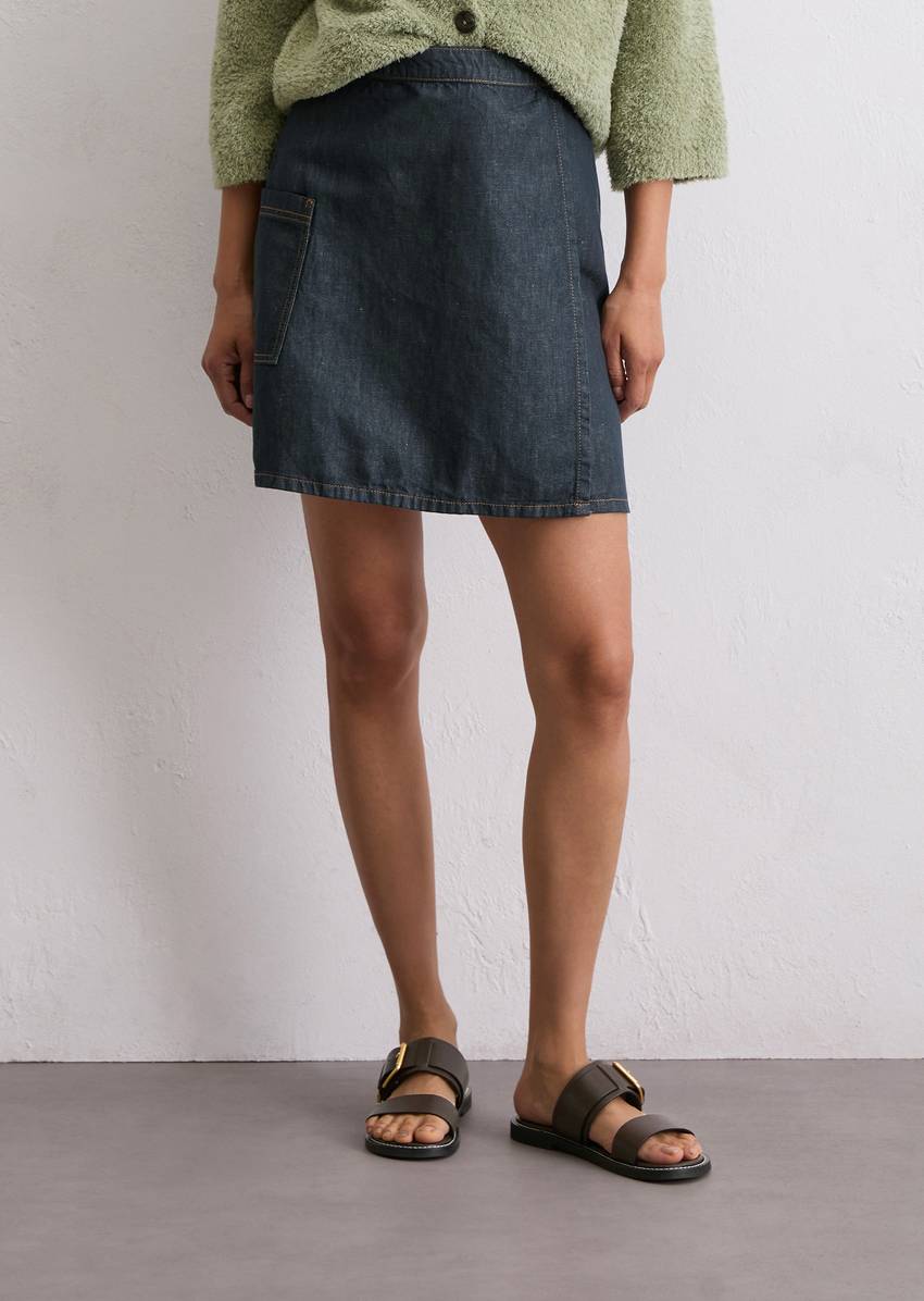 A-shape denim mini skirt made from a cotton-linen mix