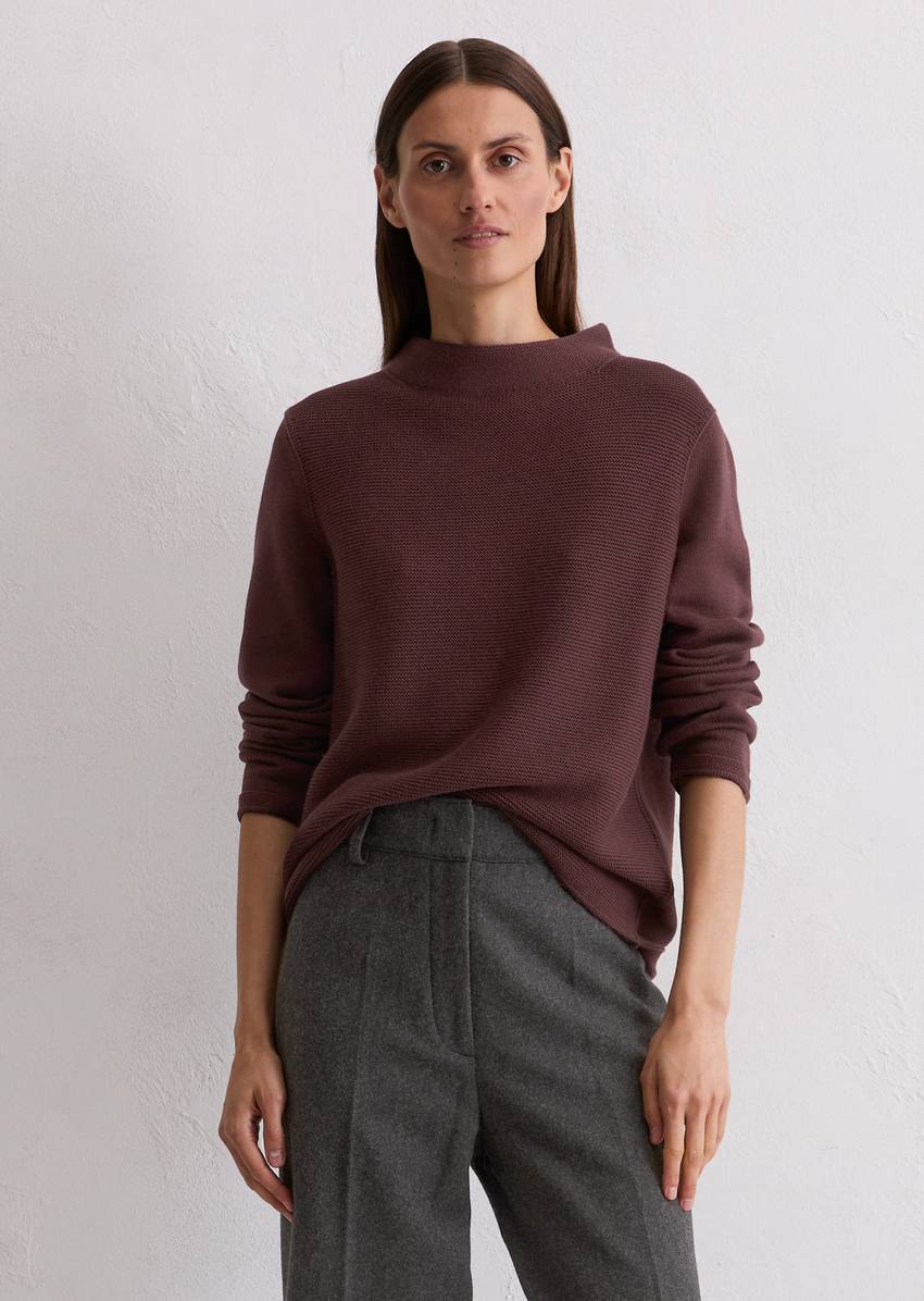 Knitted sweater slim made from organic cotton