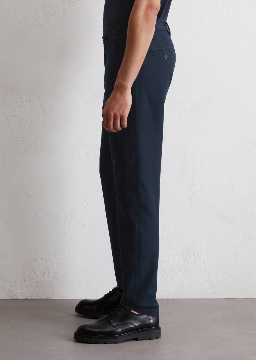 Chino Model Osby Jogger made from a cotton-linen blend