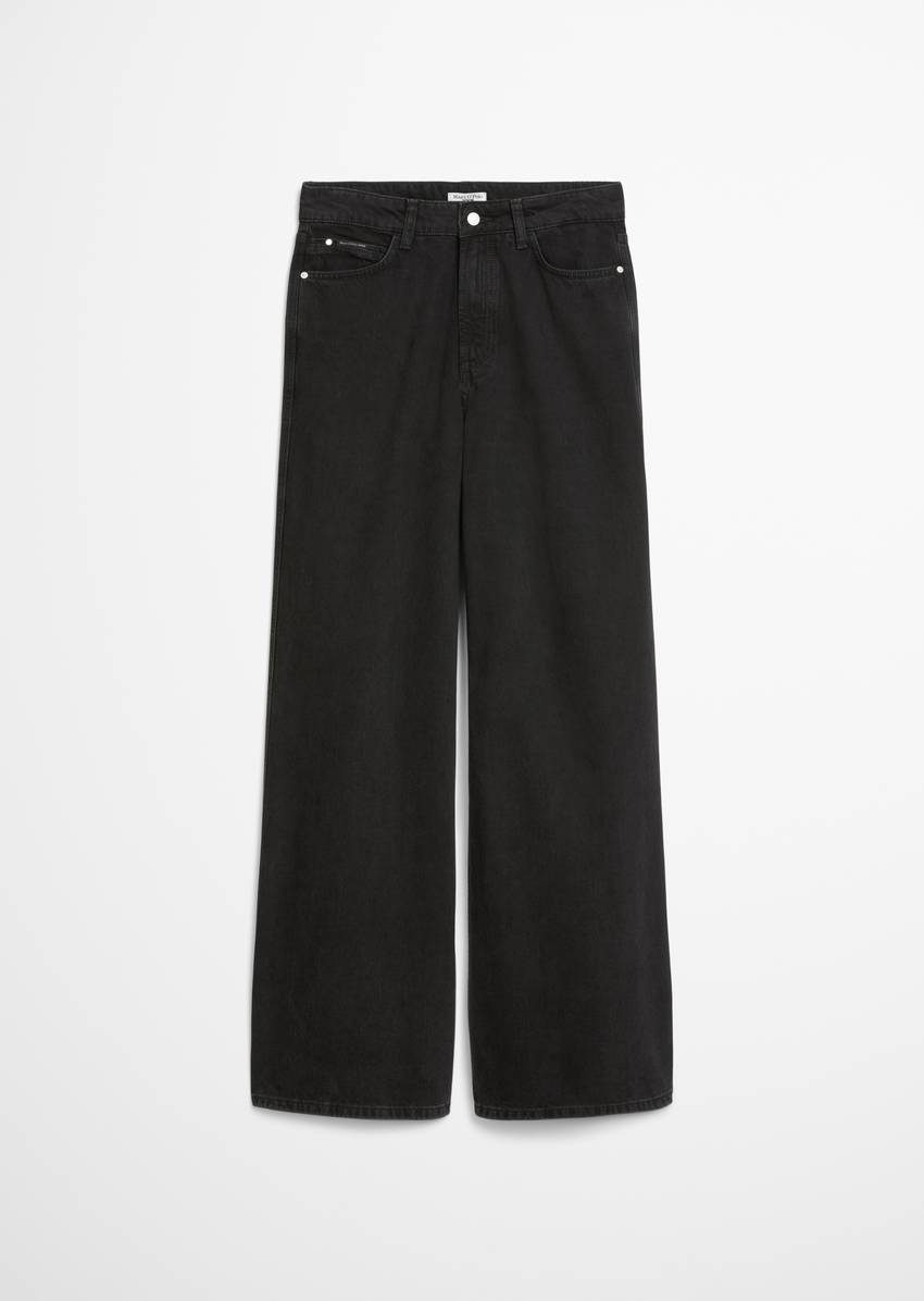 Jeans model Anjo wide made from a soft organic cotton/lyocell/modal blend