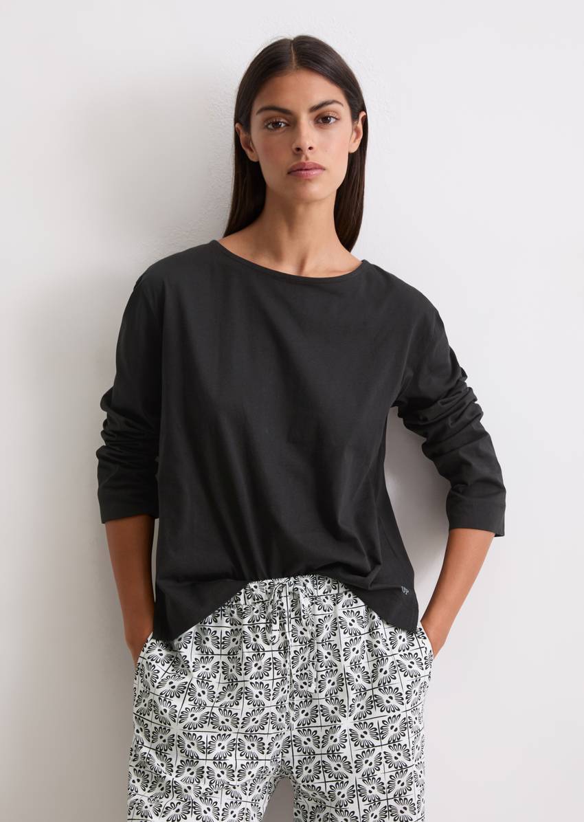Long-sleeved lounge shirt made from organic cotton jersey