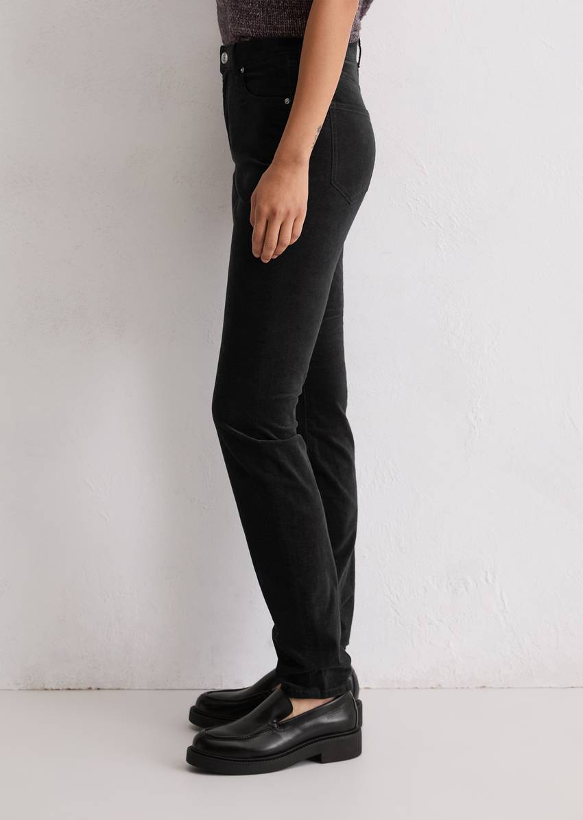 Velvet pants model Alkea slim made from an organic cotton stretch blend
