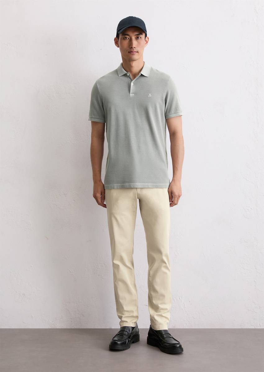 Chino model Stig shaped made from an organic cotton blend