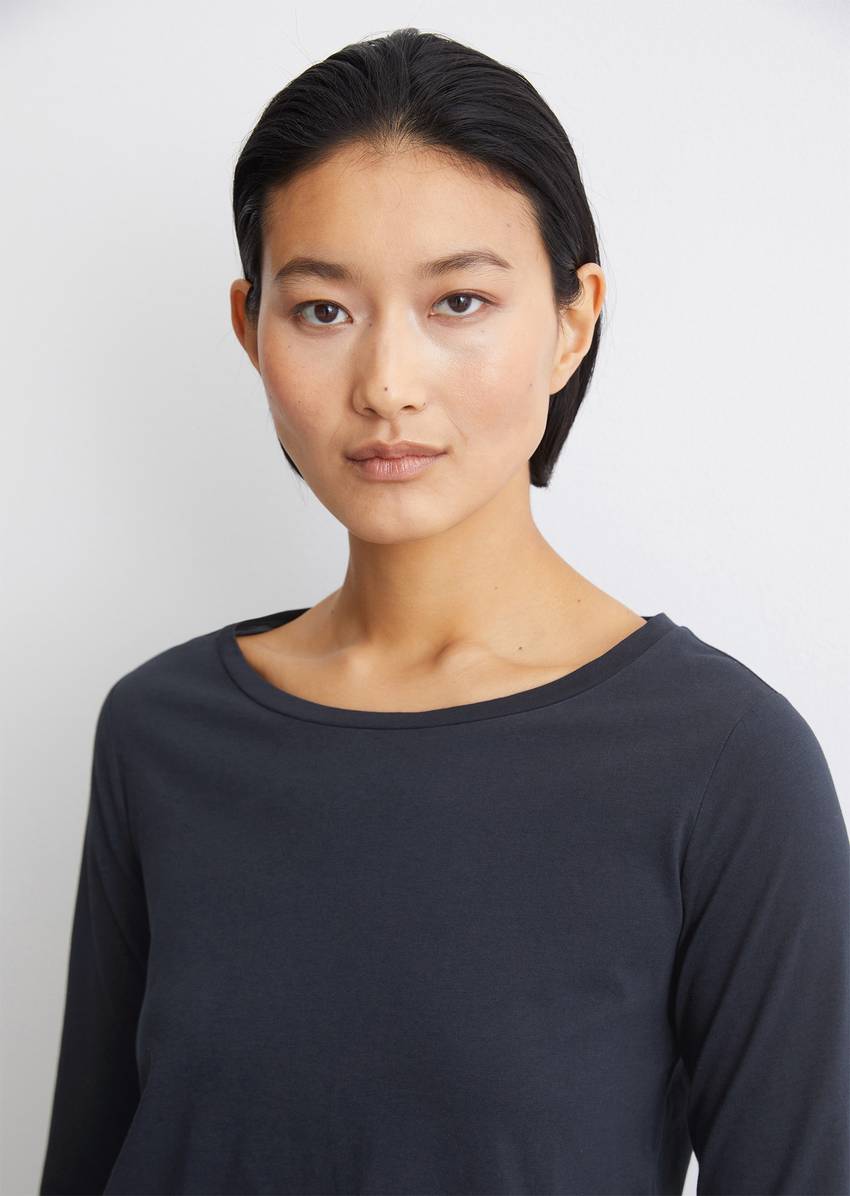 Longsleeve regular in organic cotton fabric