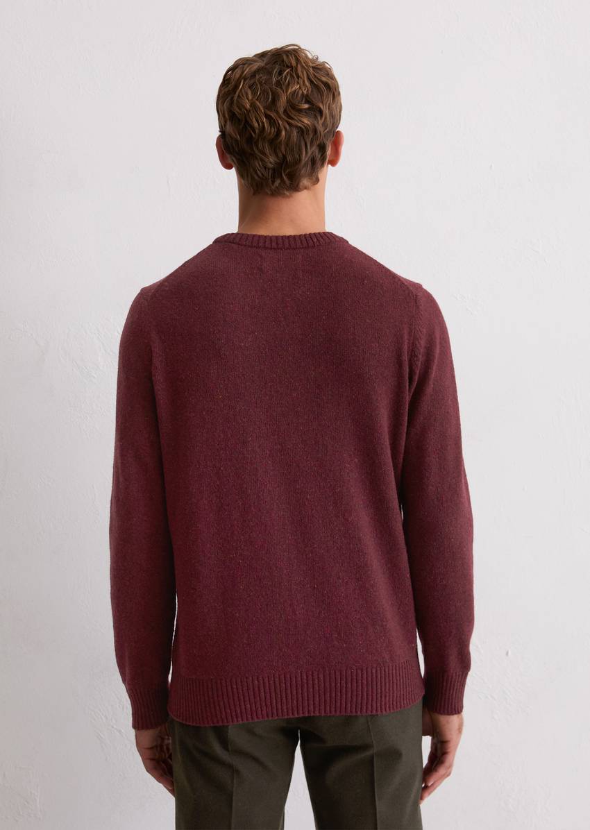 Sweater regular made from speckled tweed yarn