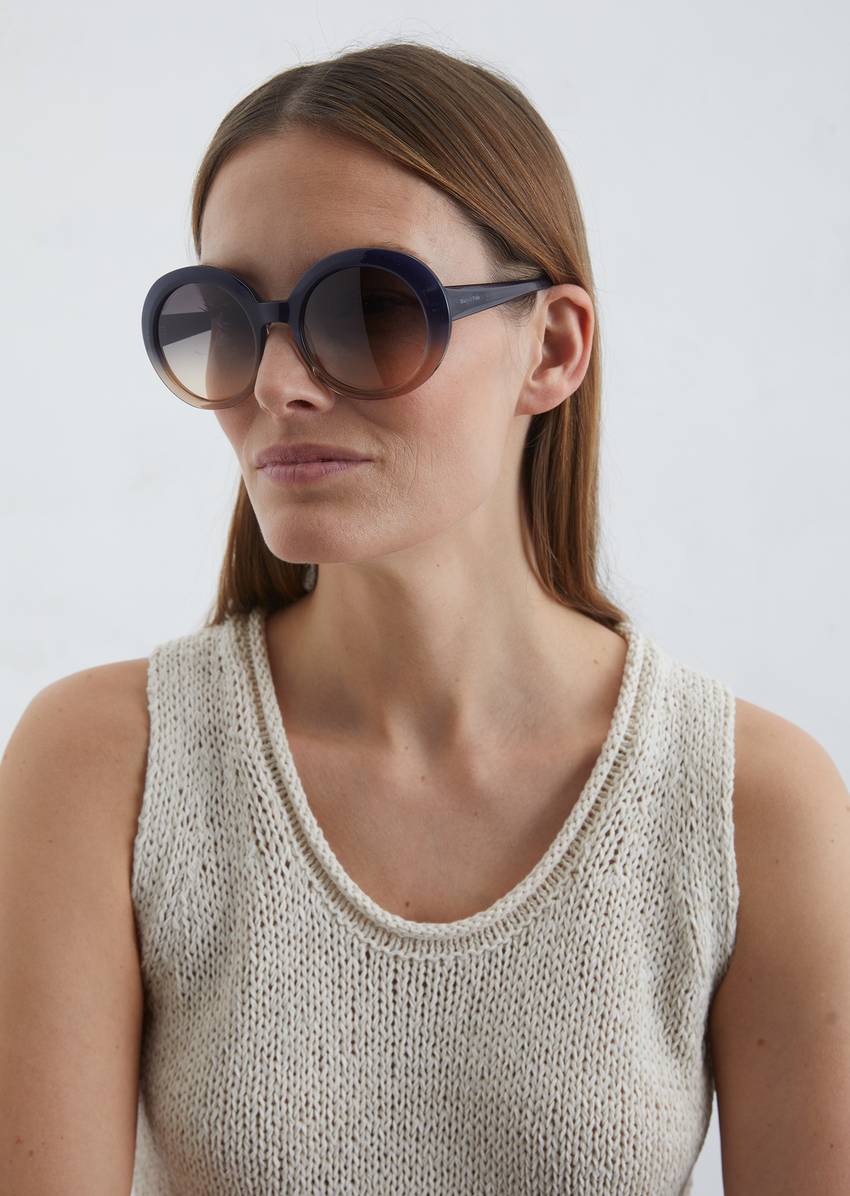 Women's sunglasses made from transparent organic acetate
