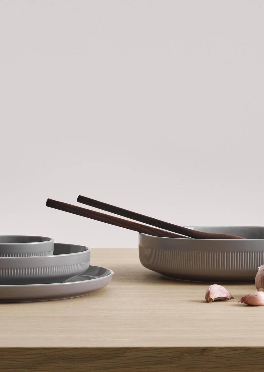 Small Bowl Model Moments in set of 4