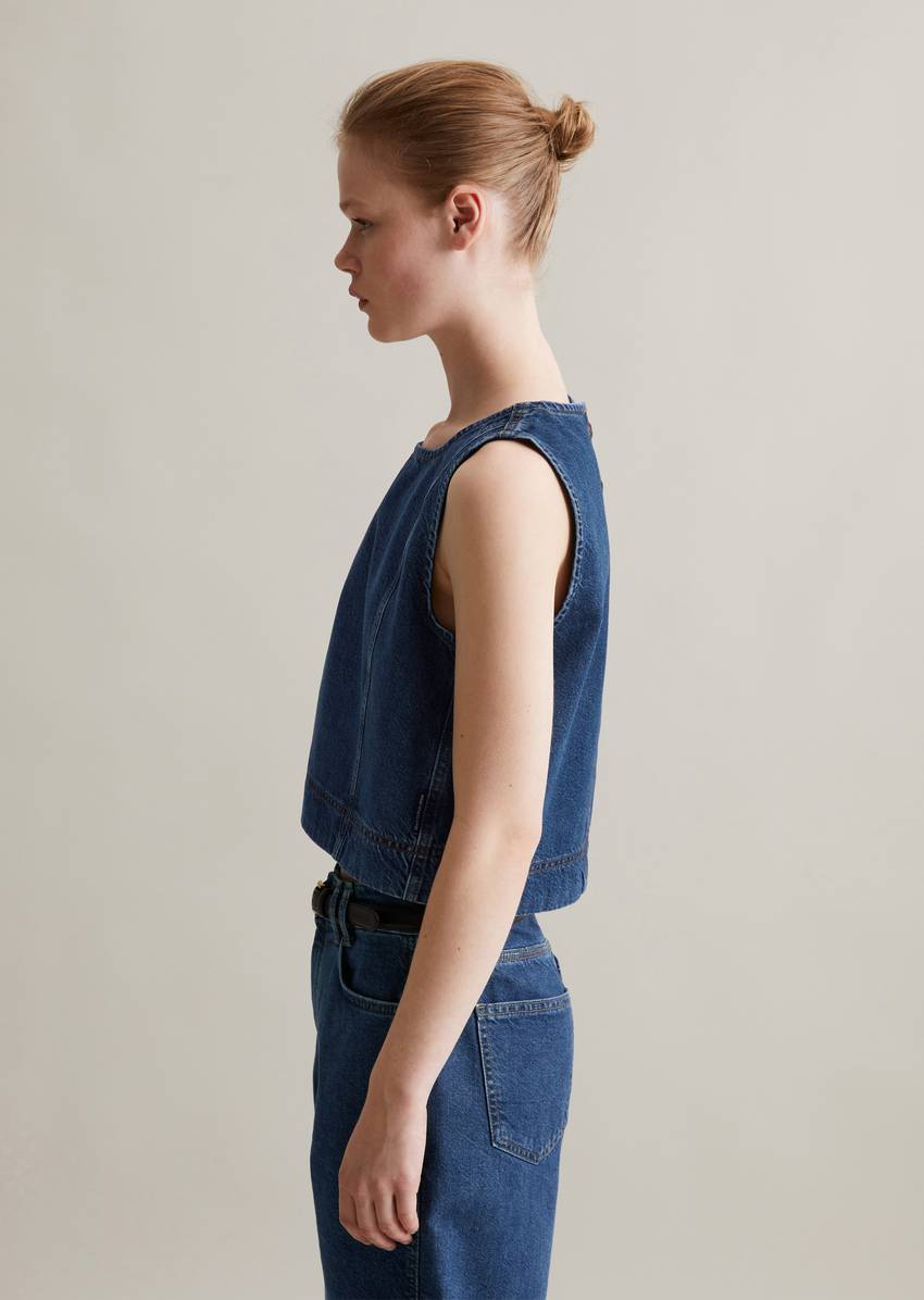 Cropped denim top made from pure organic cotton