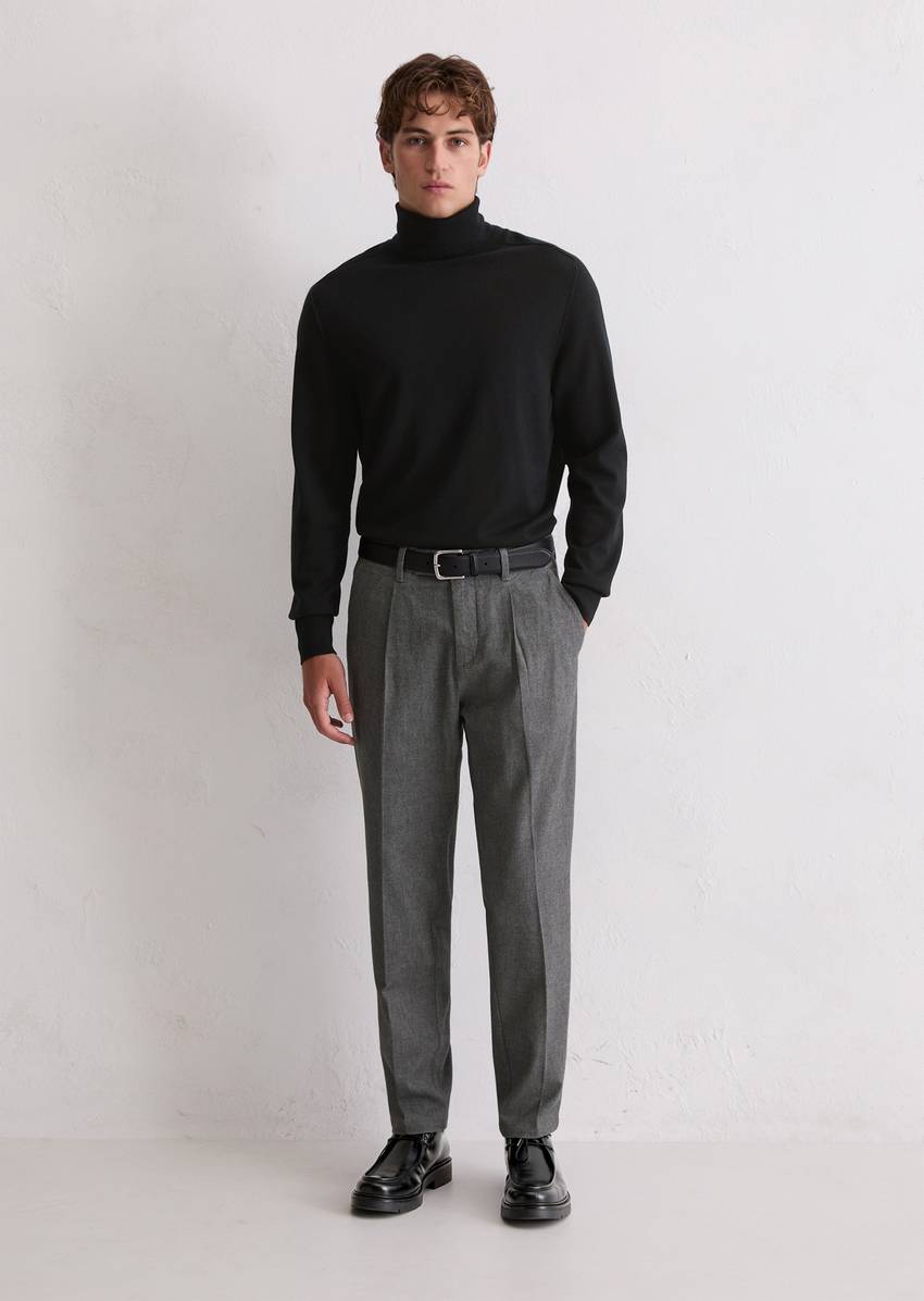 Pants model Belsbo pleats made from organic cotton and viscose