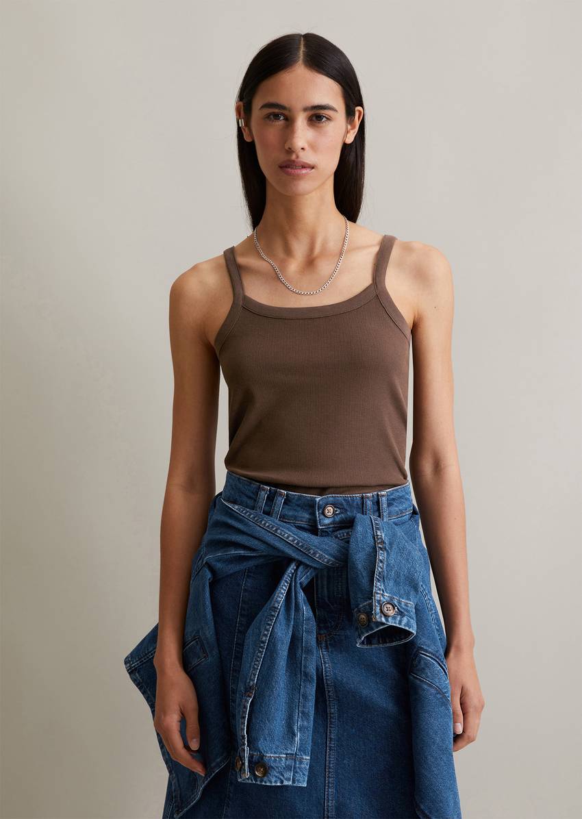 Cropped strap top made from ribbed organic cotton