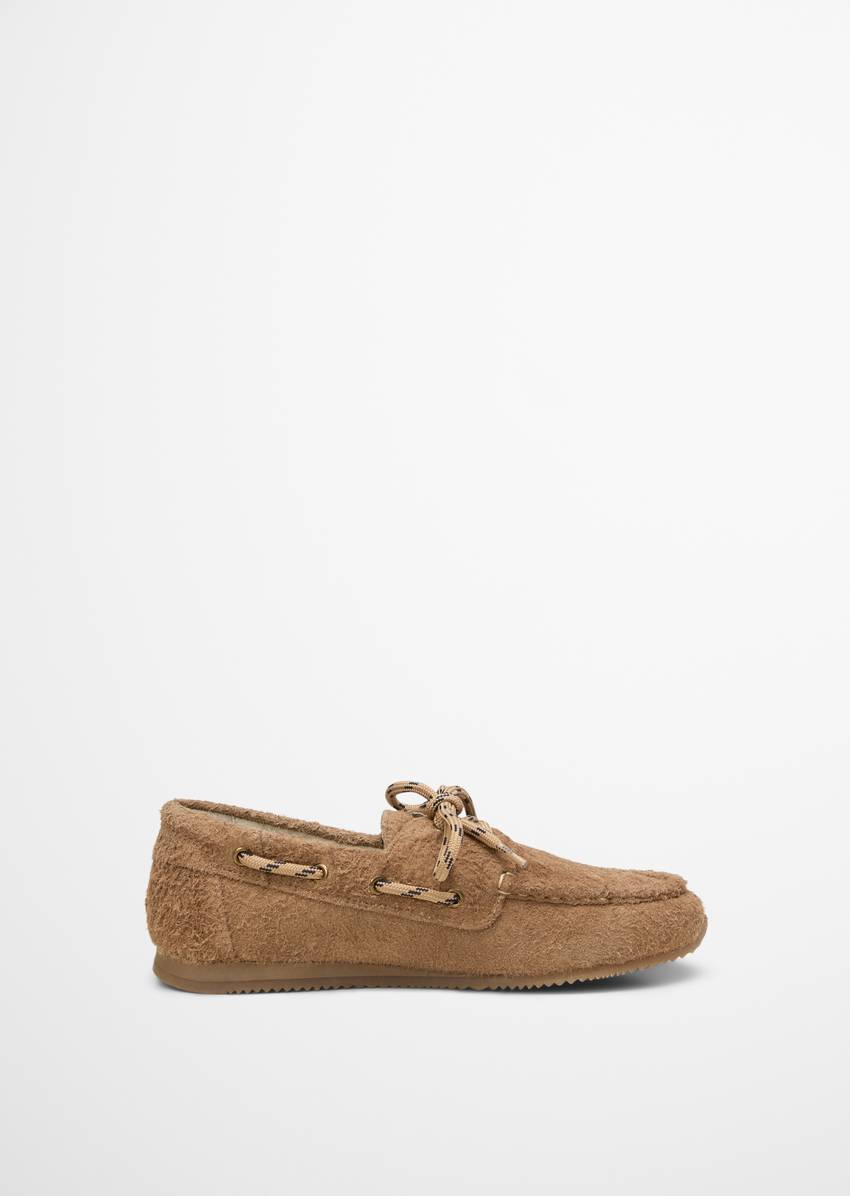 Boat shoe made from long-haired suede
