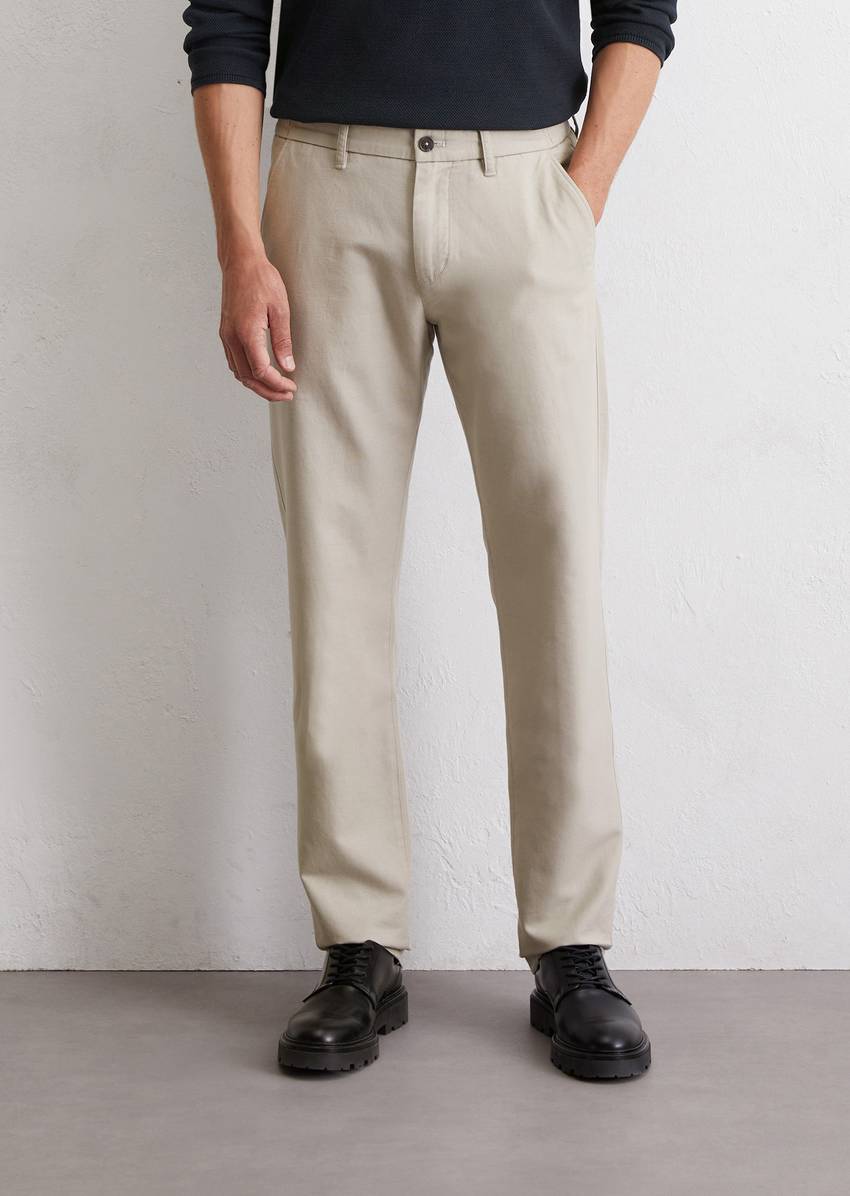 Chino Model Osby Jogger made from a cotton-linen blend