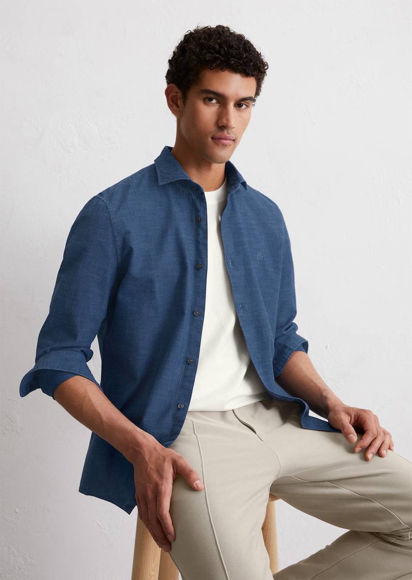 Shirt shaped made from lightweight organic cotton chambray