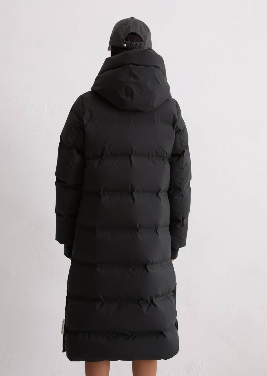 Down coat MOP x Function made from waterproof 2-layer performance fabric