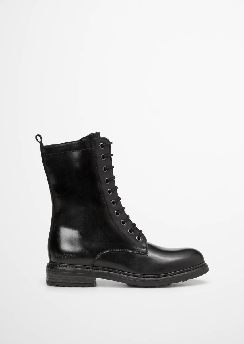 Lace-up boots with practical inside zipper