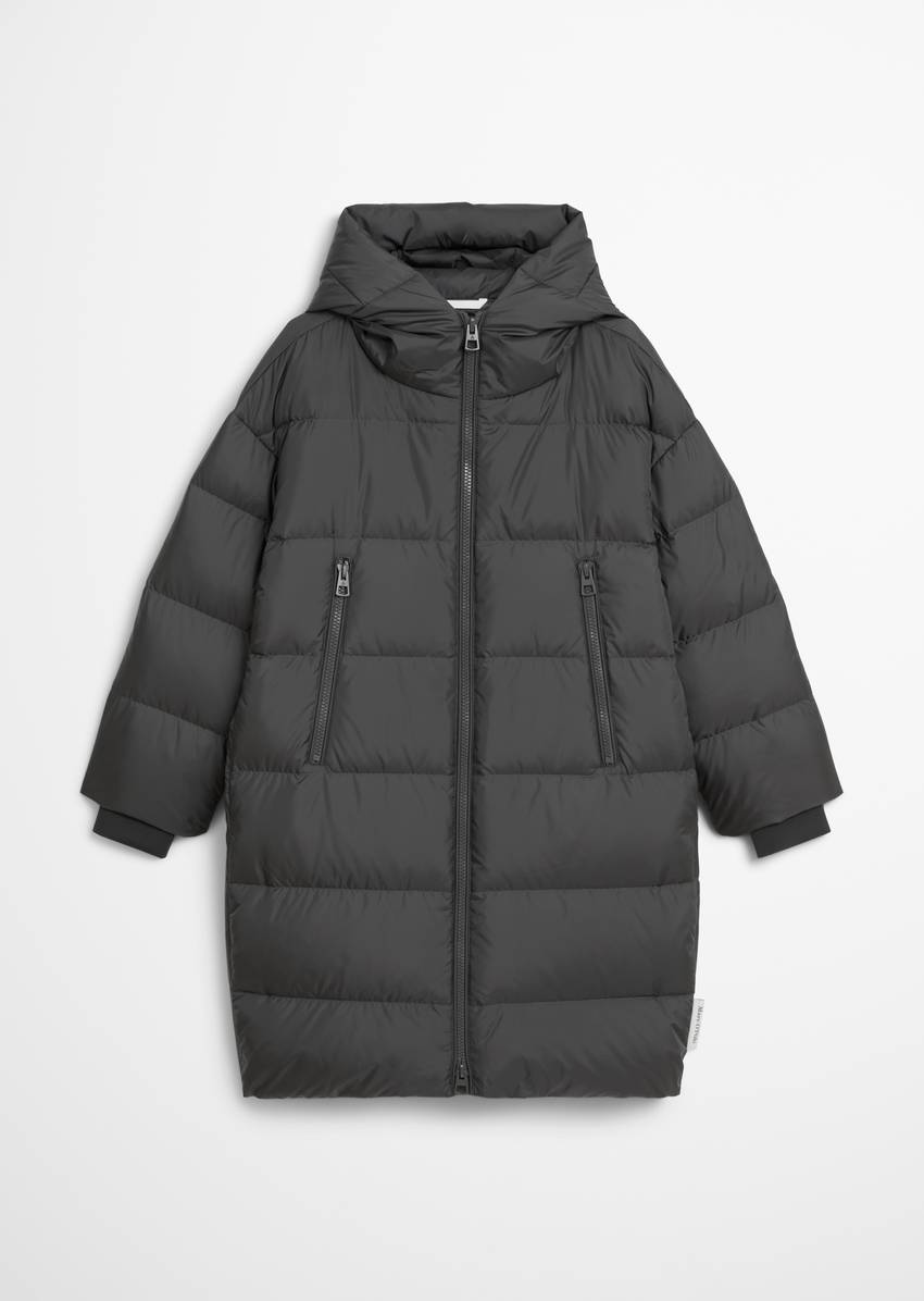 Hooded down coat fitted made from recycled polyester water-repellent