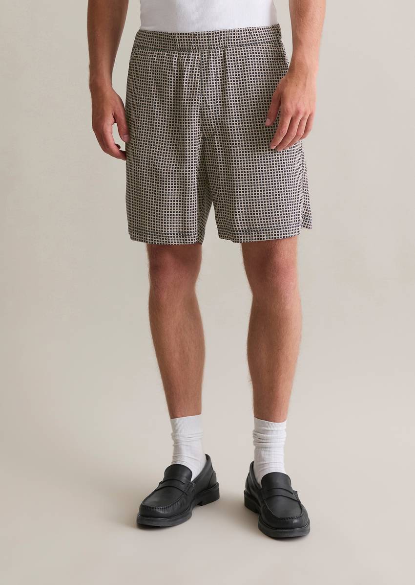Shorts regular made from soft viscose