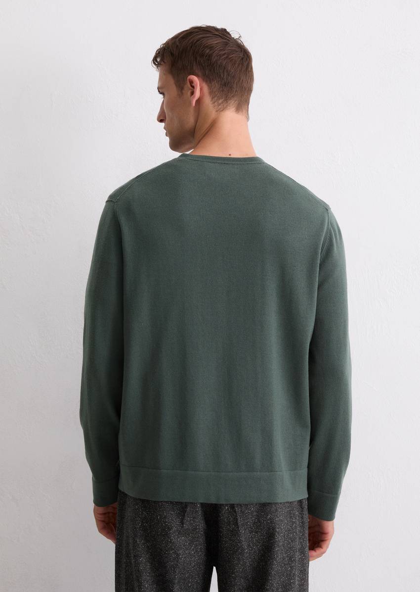 Sweater regular made from soft merino wool