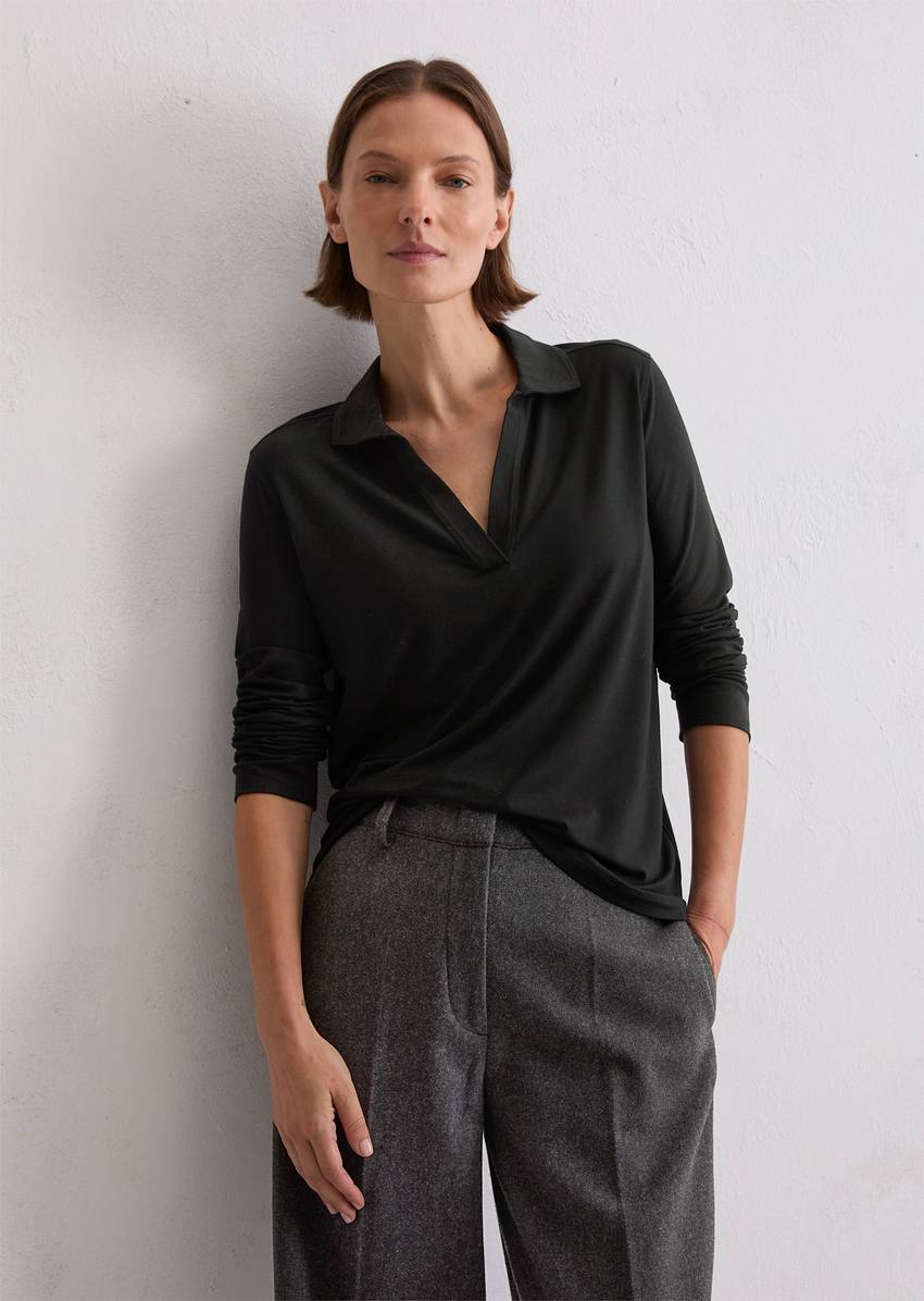 Regular polo-style jersey blouse made from a viscose-modal blend