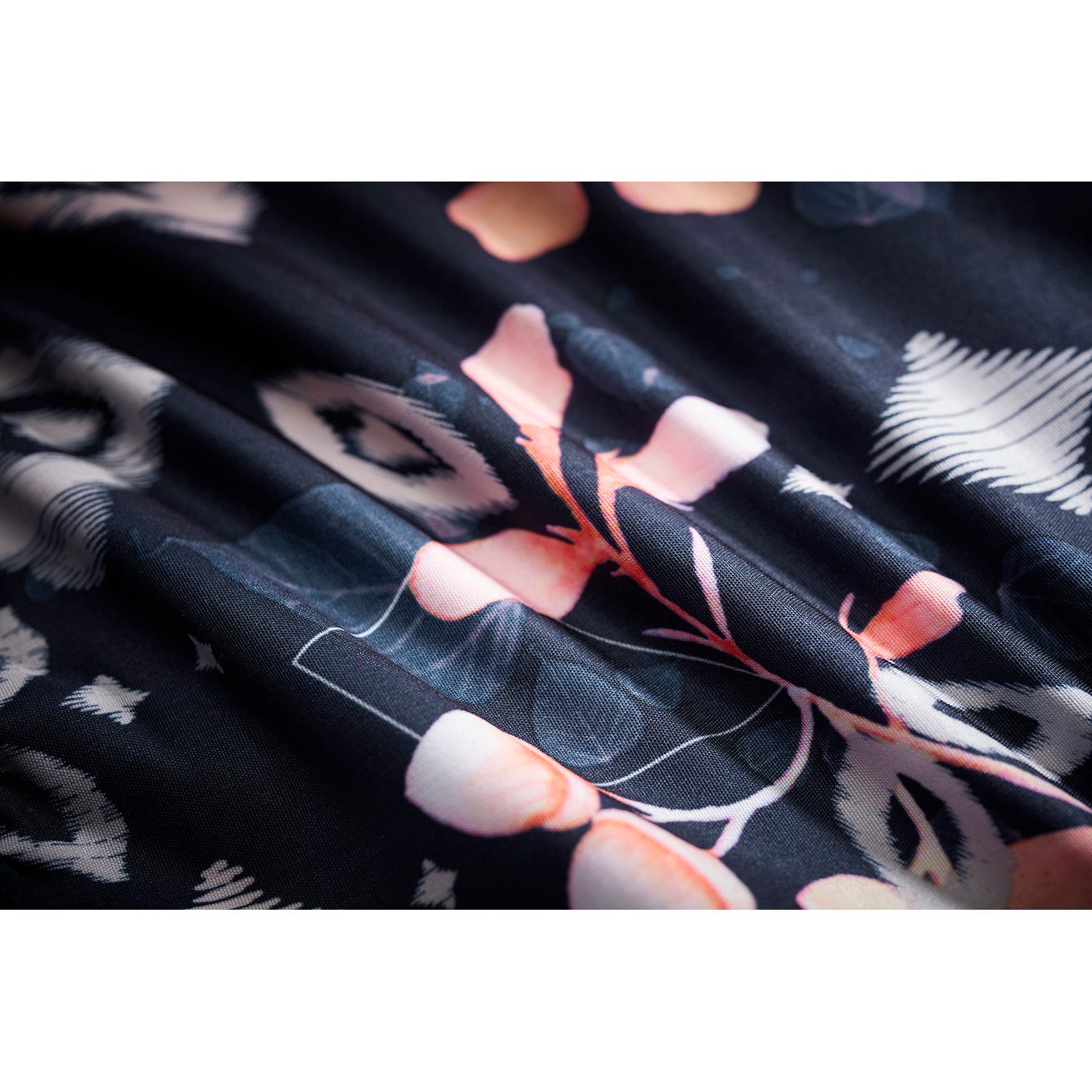 W SOLEN PRINTED WATERSHORTS 2