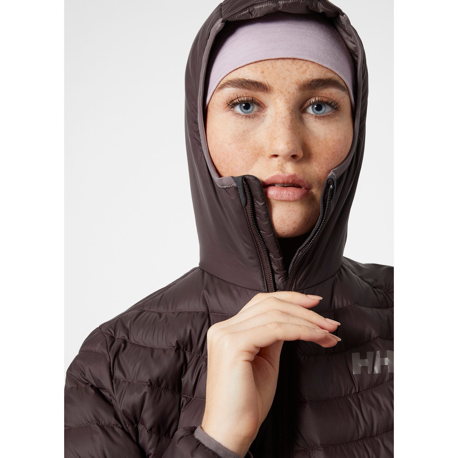 W VERGLAS HOODED DOWN HYBRID INSULATOR