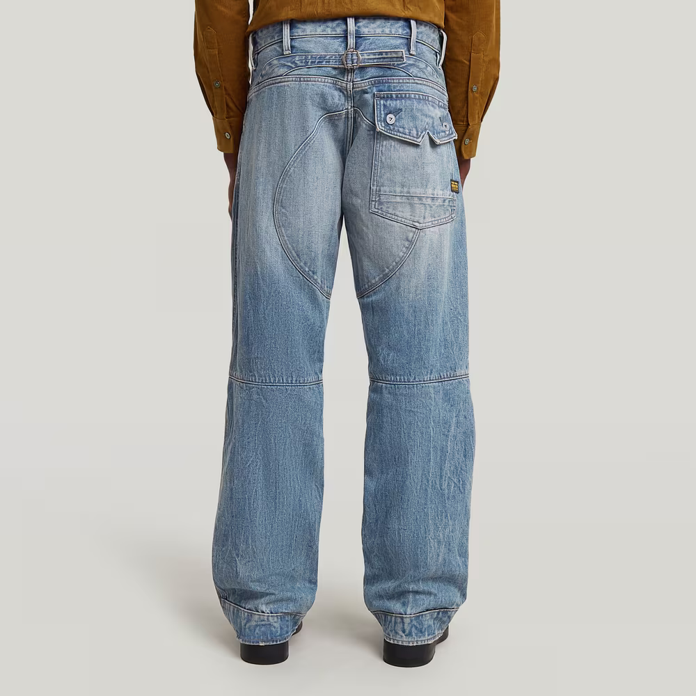 5620 Loose Jeans
