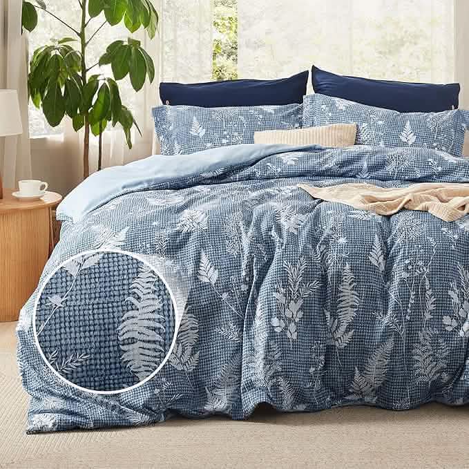 GentleSoft® Reversible Graphic Duvet Cover Set Blue