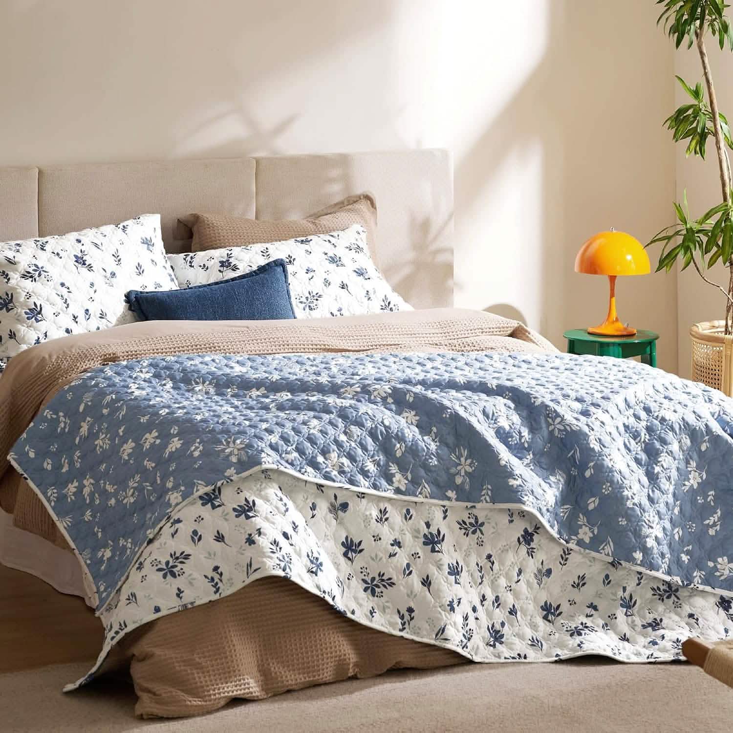 GentleSoft® Botanical Quilt Set