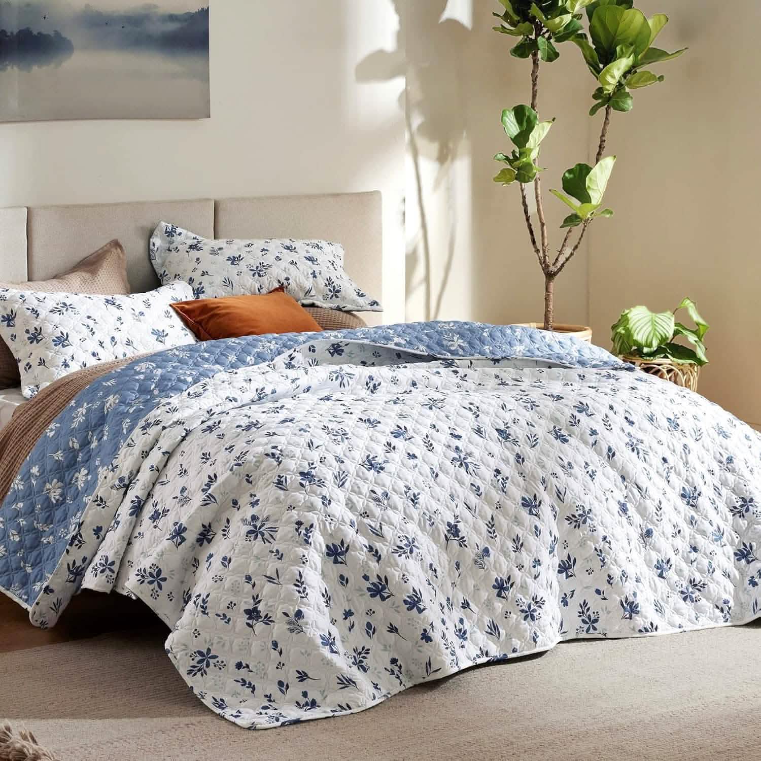 GentleSoft® Botanical Quilt Set