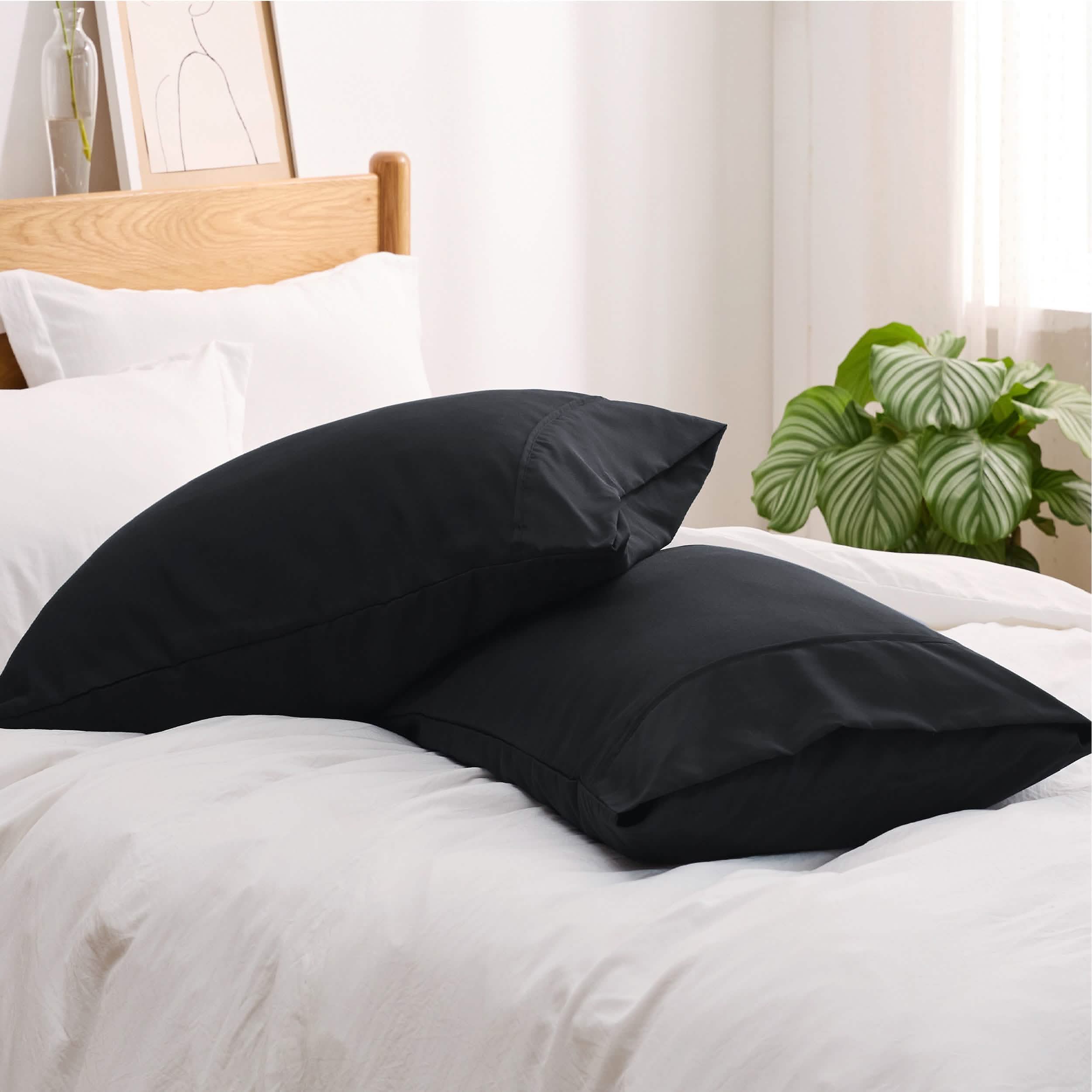 GentleSoft® Fade and Stain Resistant Microfiber Pillowcase