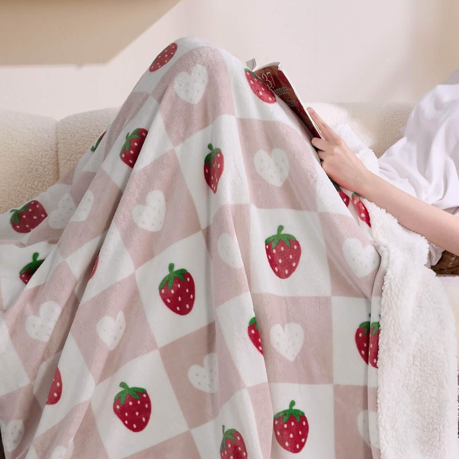 GentleSoft® Printed Throw Sherpa Blanket Strawberry Checkboard