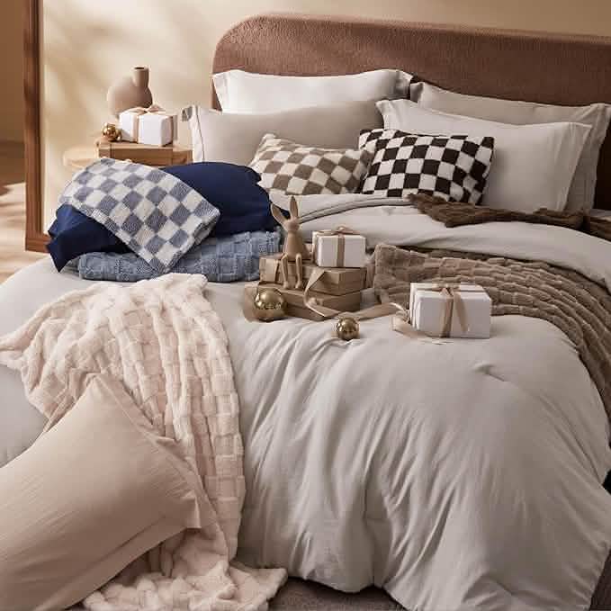 GentleSoft® Checkered Comforter Set