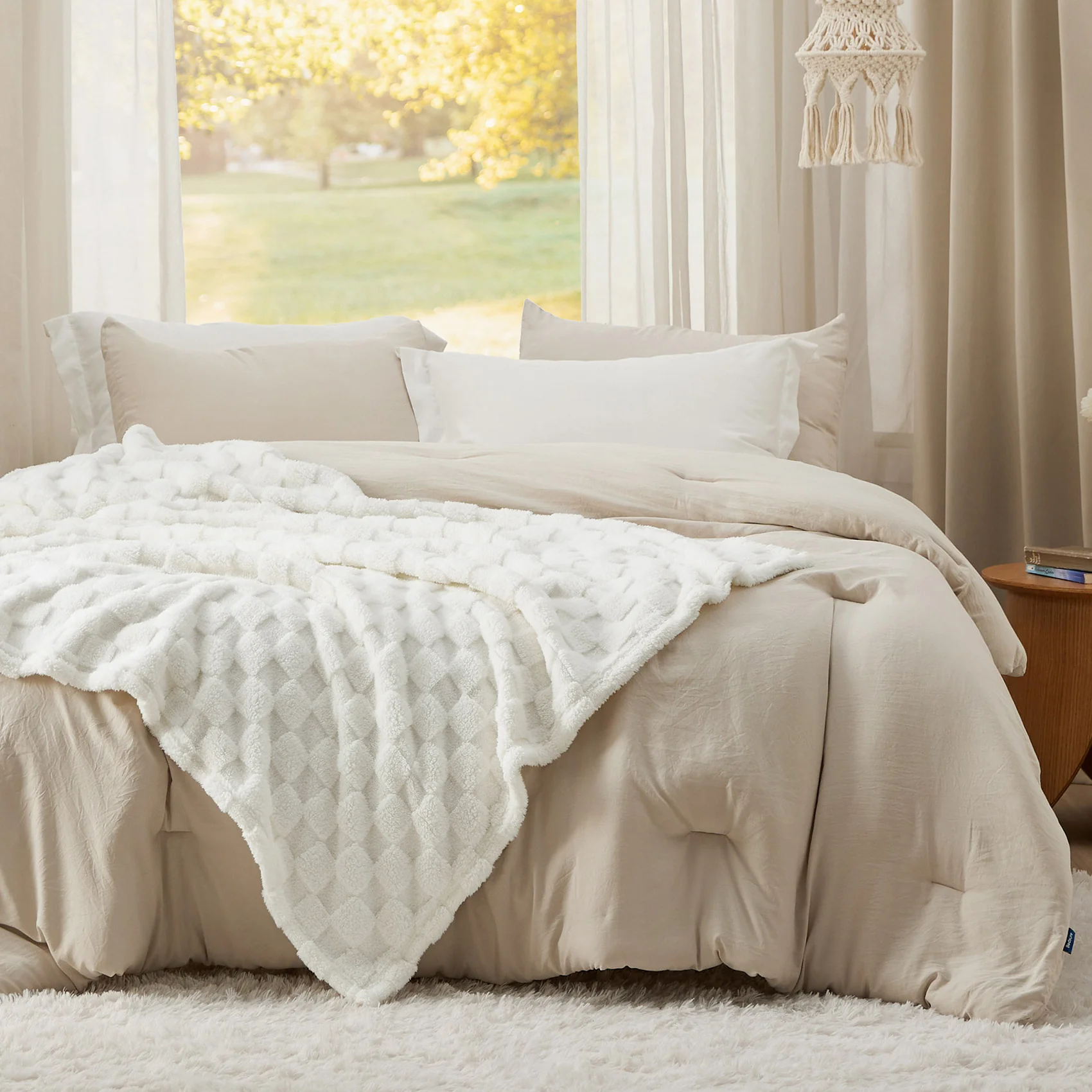 GentleSoft® Jacquard Shaggy Sherpa Blanket