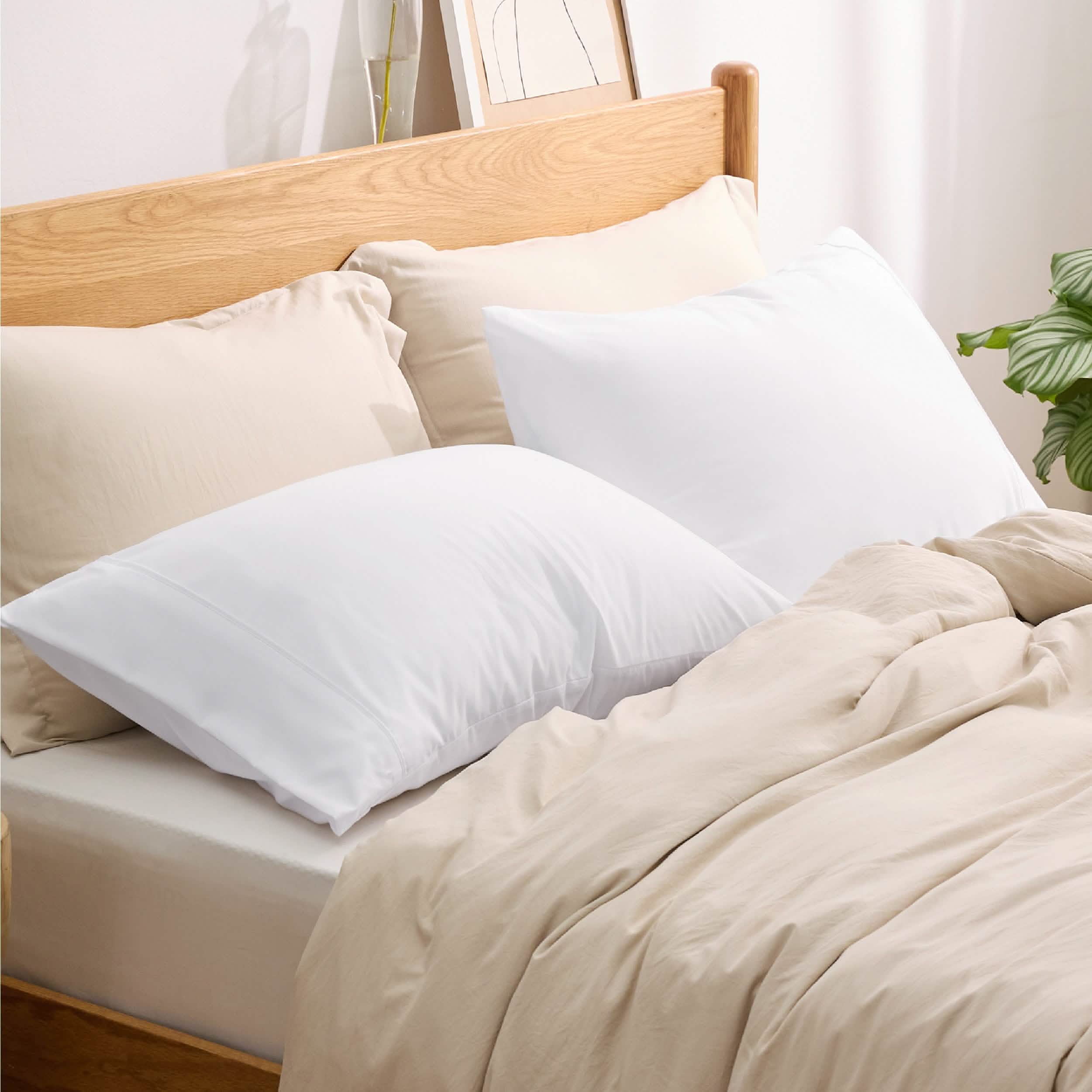 GentleSoft® Fade and Stain Resistant Microfiber Pillowcase