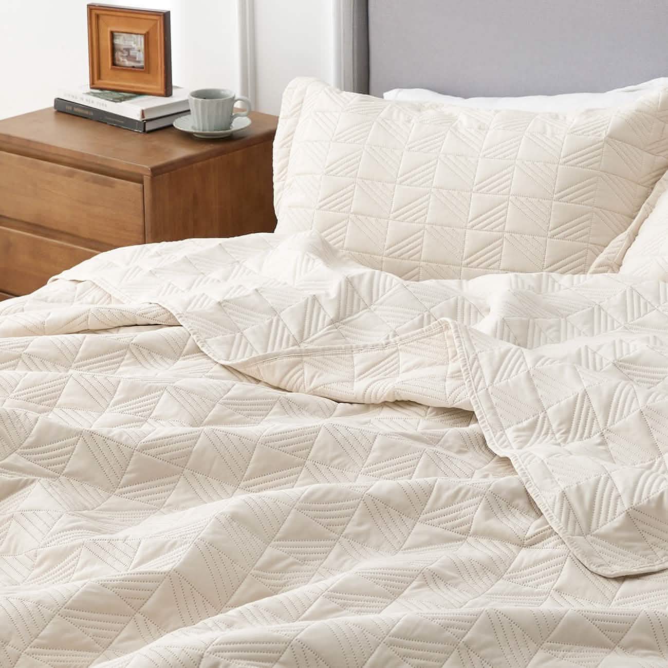 GentleSoft® Geometric Soft Ultrasonic Quilt Set