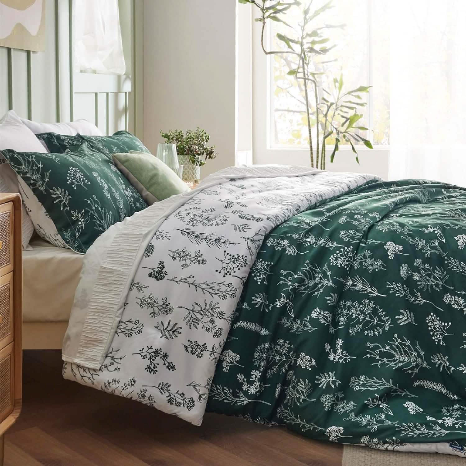 GentleSoft® Reversible Floral Print Duvet Cover Set