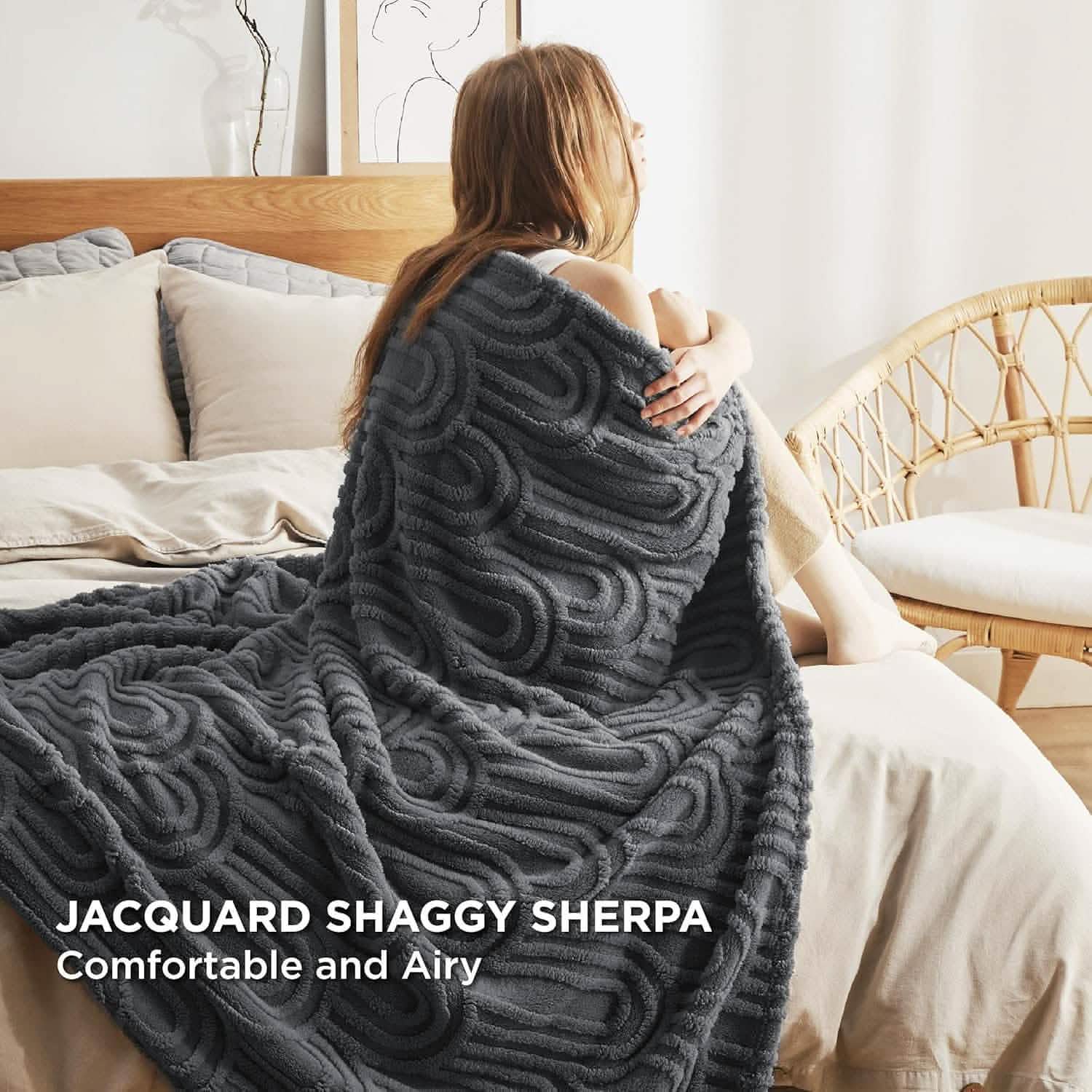 GentleSoft® Arch Shaggy Sherpa Fleece Blanket
