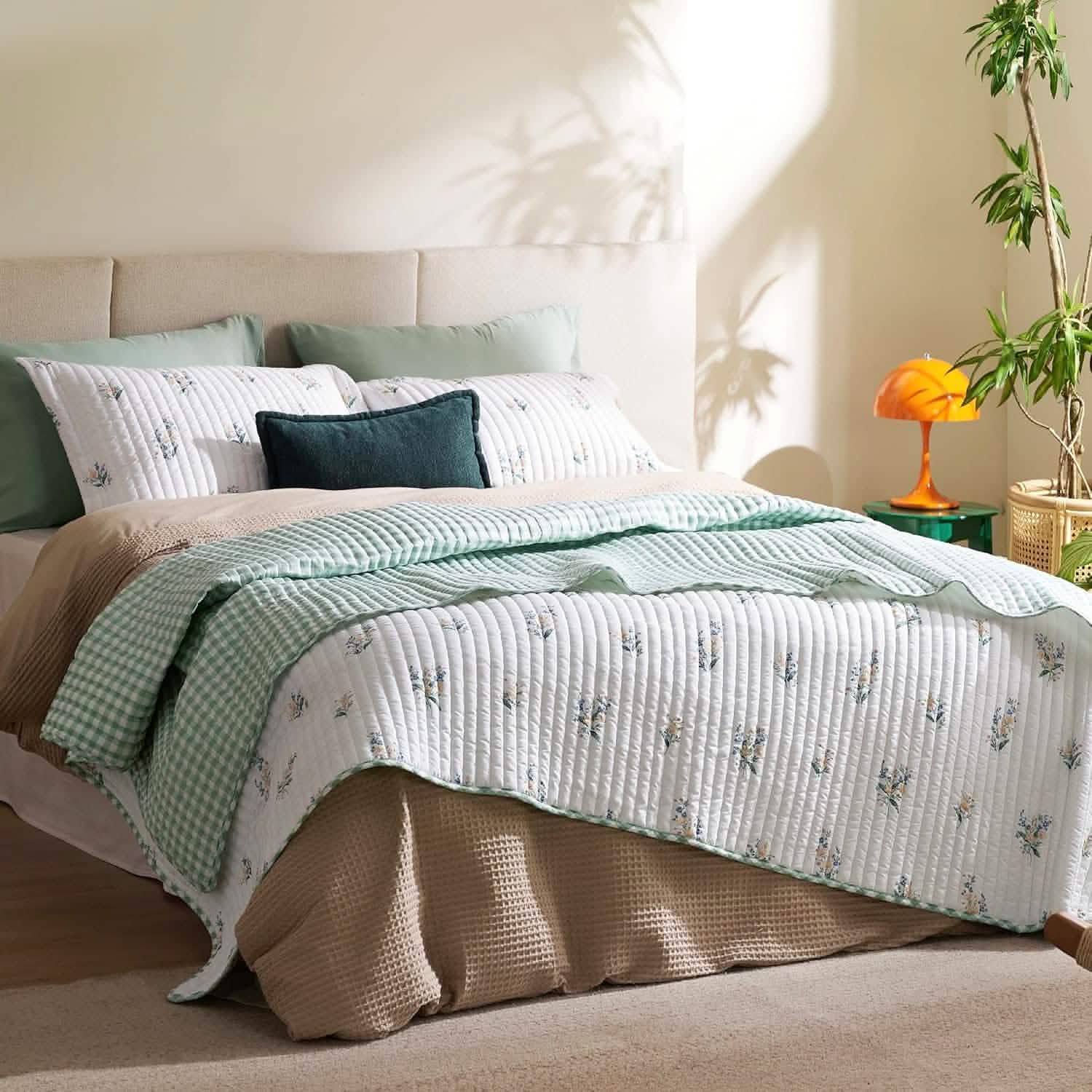GentleSoft® Botanical Quilt Set