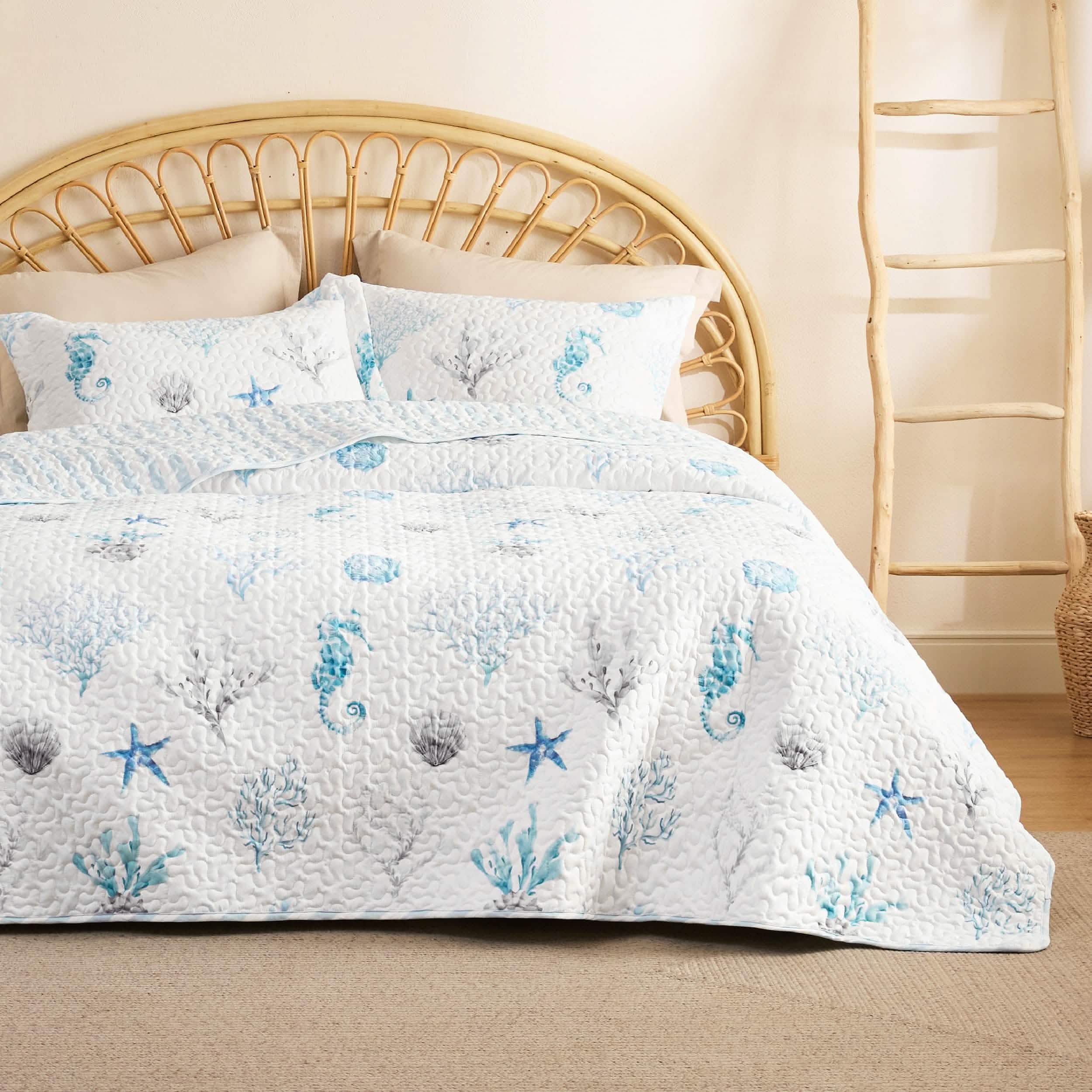 GentleSoft® Chill Vibes Quilt Set