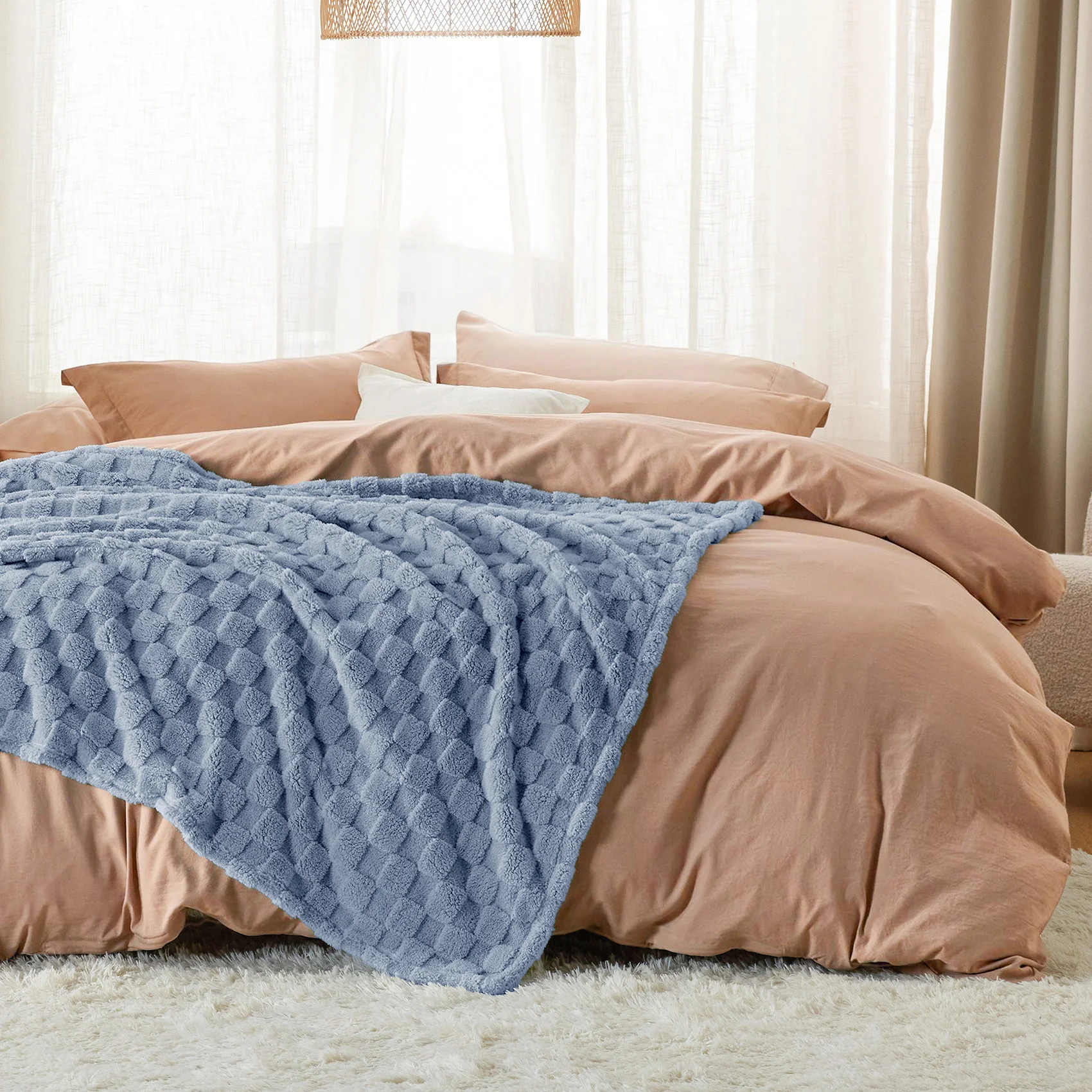 GentleSoft® Jacquard Shaggy Sherpa Blanket