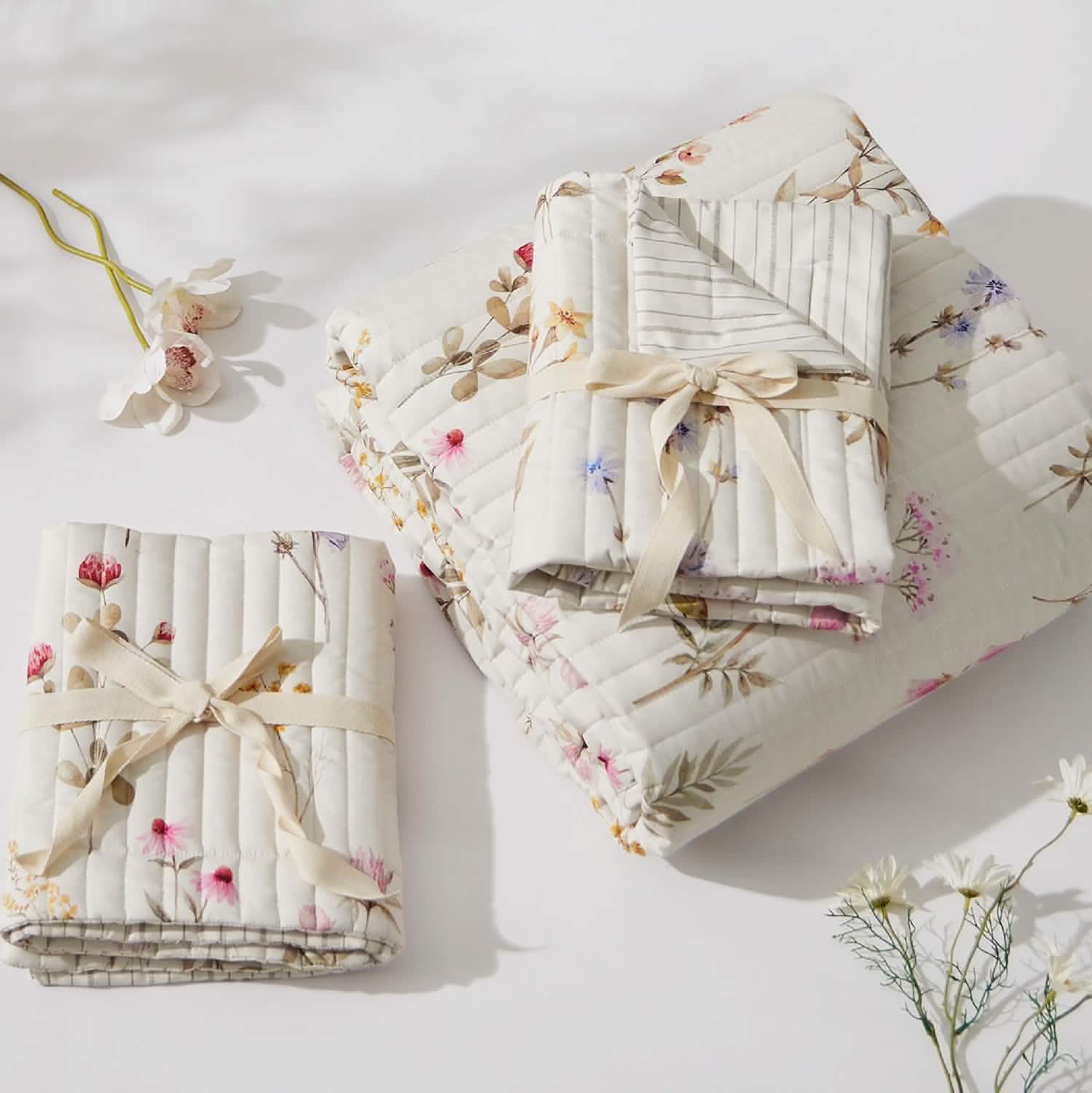 GentleSoft® Autumn Wildflower Quilt Set