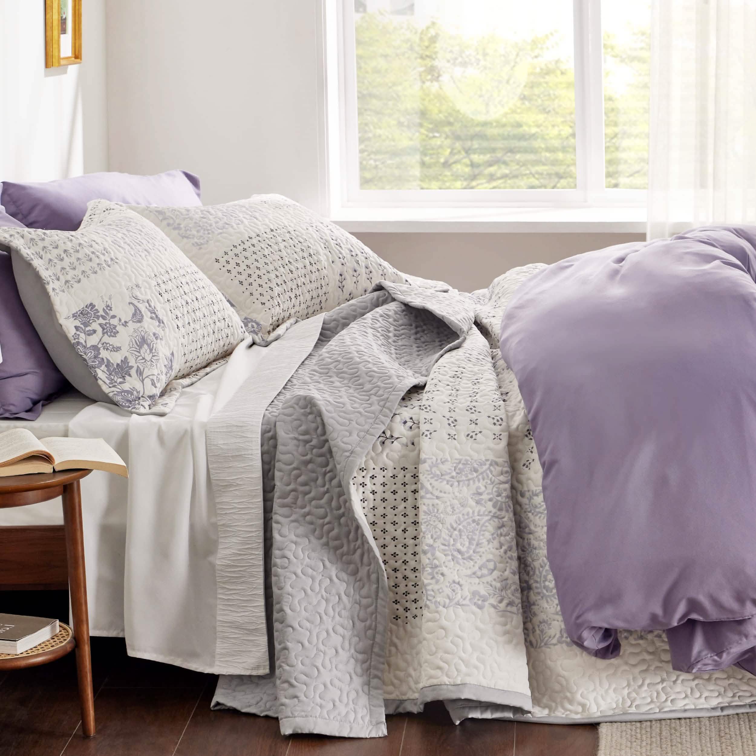 GentleSoft® Botanical Quilt Set