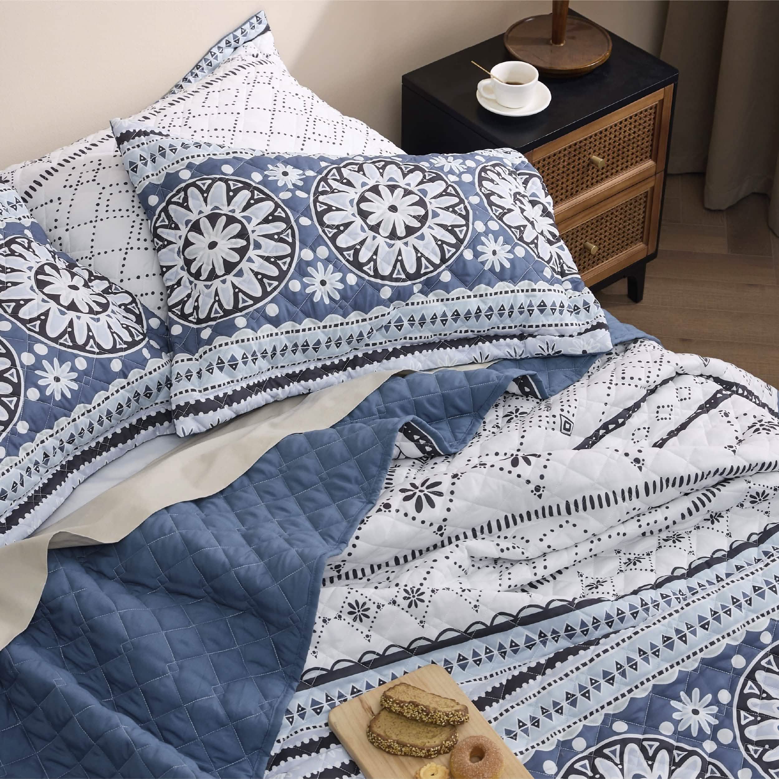 GentleSoft® Botanical Quilt Set