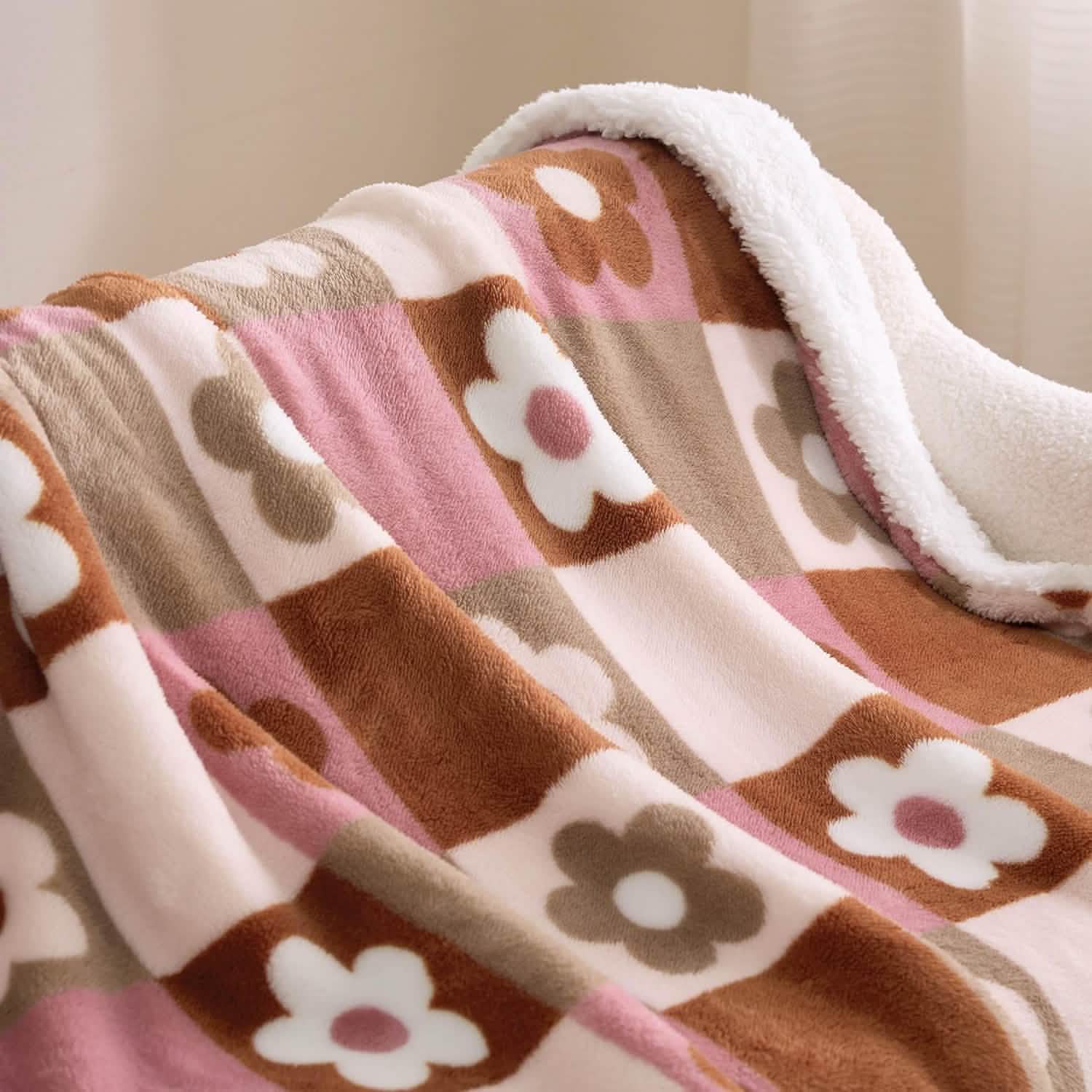 GentleSoft® Printed Throw Sherpa Blanket flower Checkboard