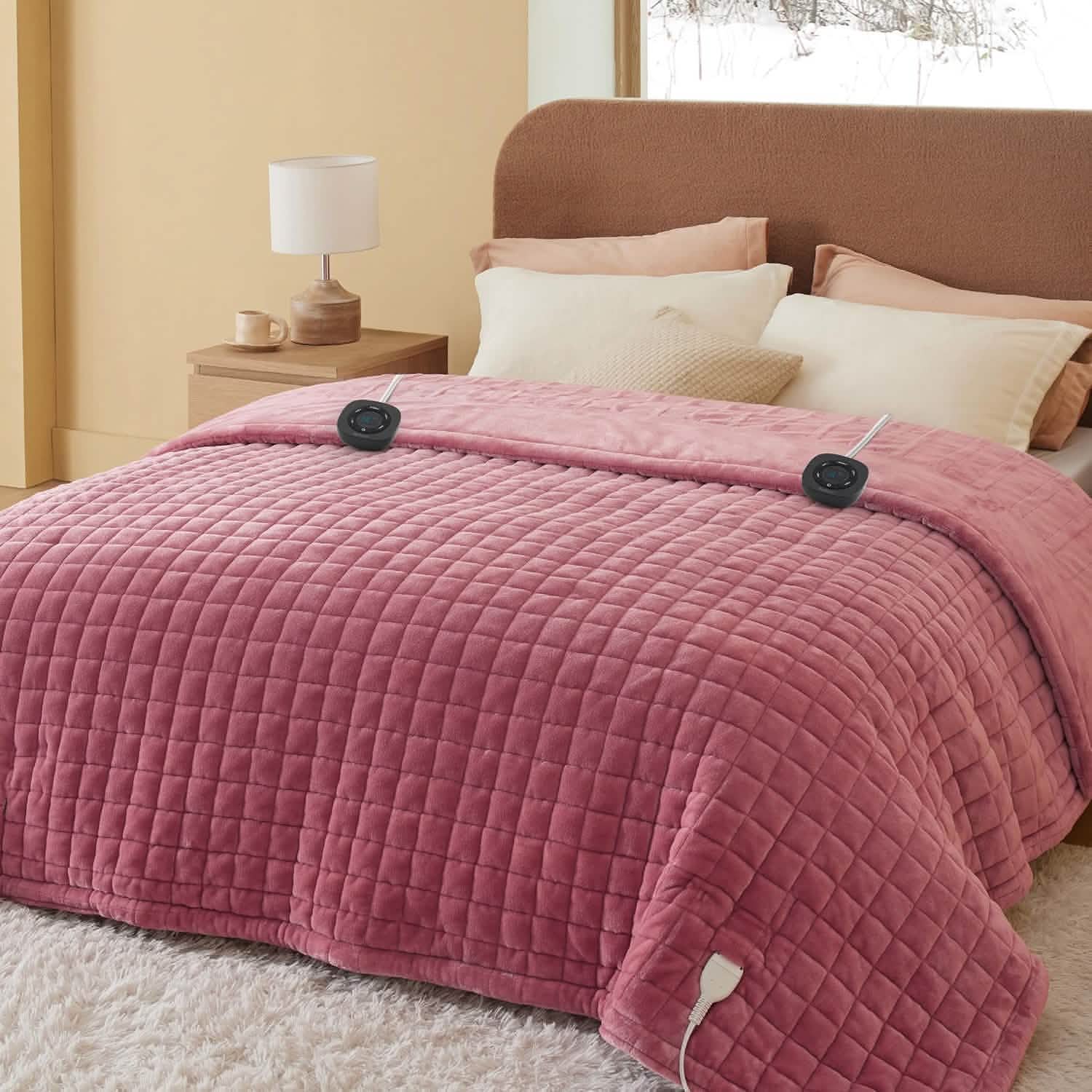 GentleSoft® Quilted Sherpa Fleece Heated Blanket Grid