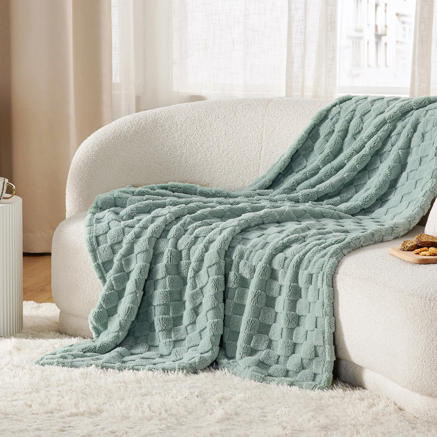 GentleSoft® Jacquard Shaggy Sherpa Blanket