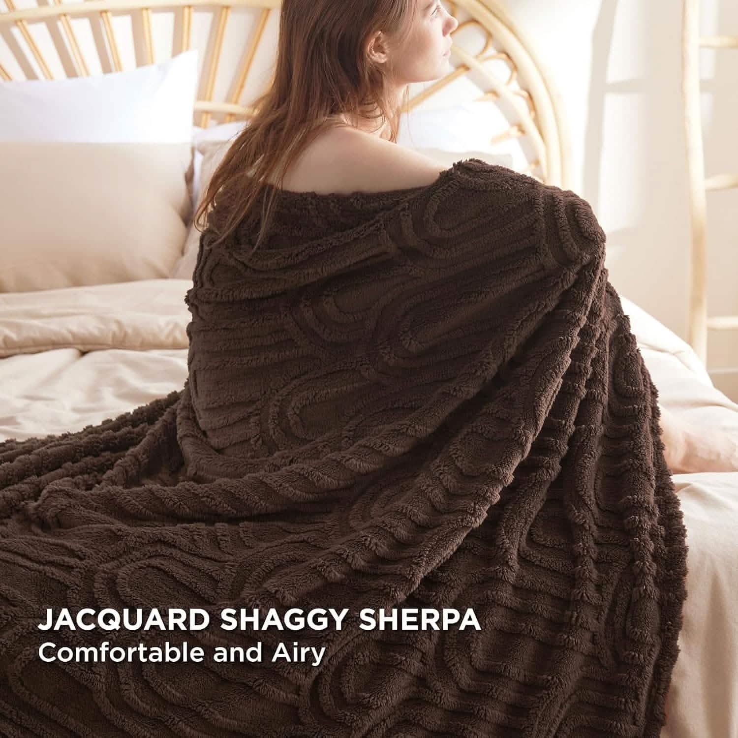 GentleSoft® Arch Shaggy Sherpa Fleece Blanket